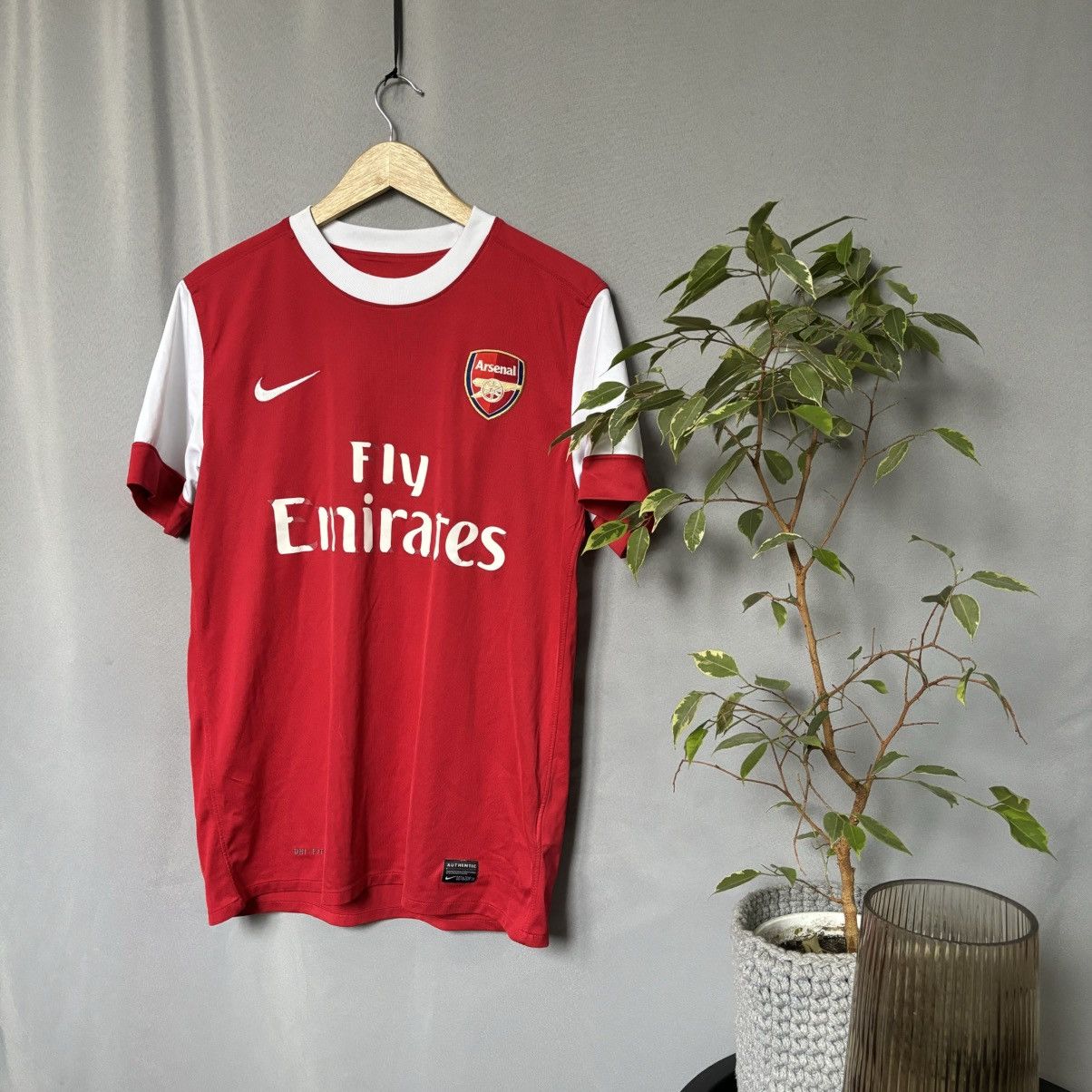 Nike Nike FC Arsenal Van Persie jersey rare football medium Size US M / EU 48-50 / 2 - 2 Thumbnail