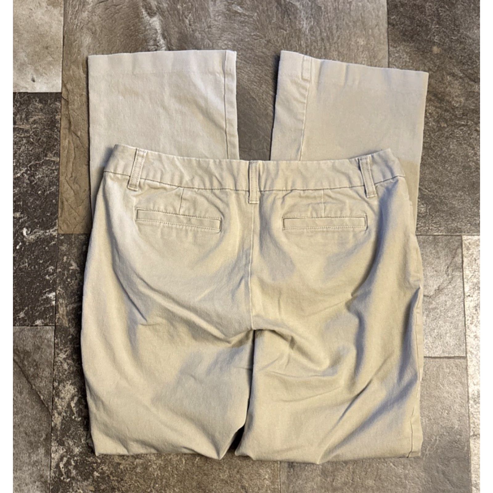 Vintage St. John's Bay Dress Pants Sz 10 Women's Straight Leg 32x30.5 Tan Khaki Stretch Belt Pockets Regular Inseam 30.5 Beige Be/Stretch Pattern: Solid Size 32" / US 10 / IT 46 - 2 Thumbnail