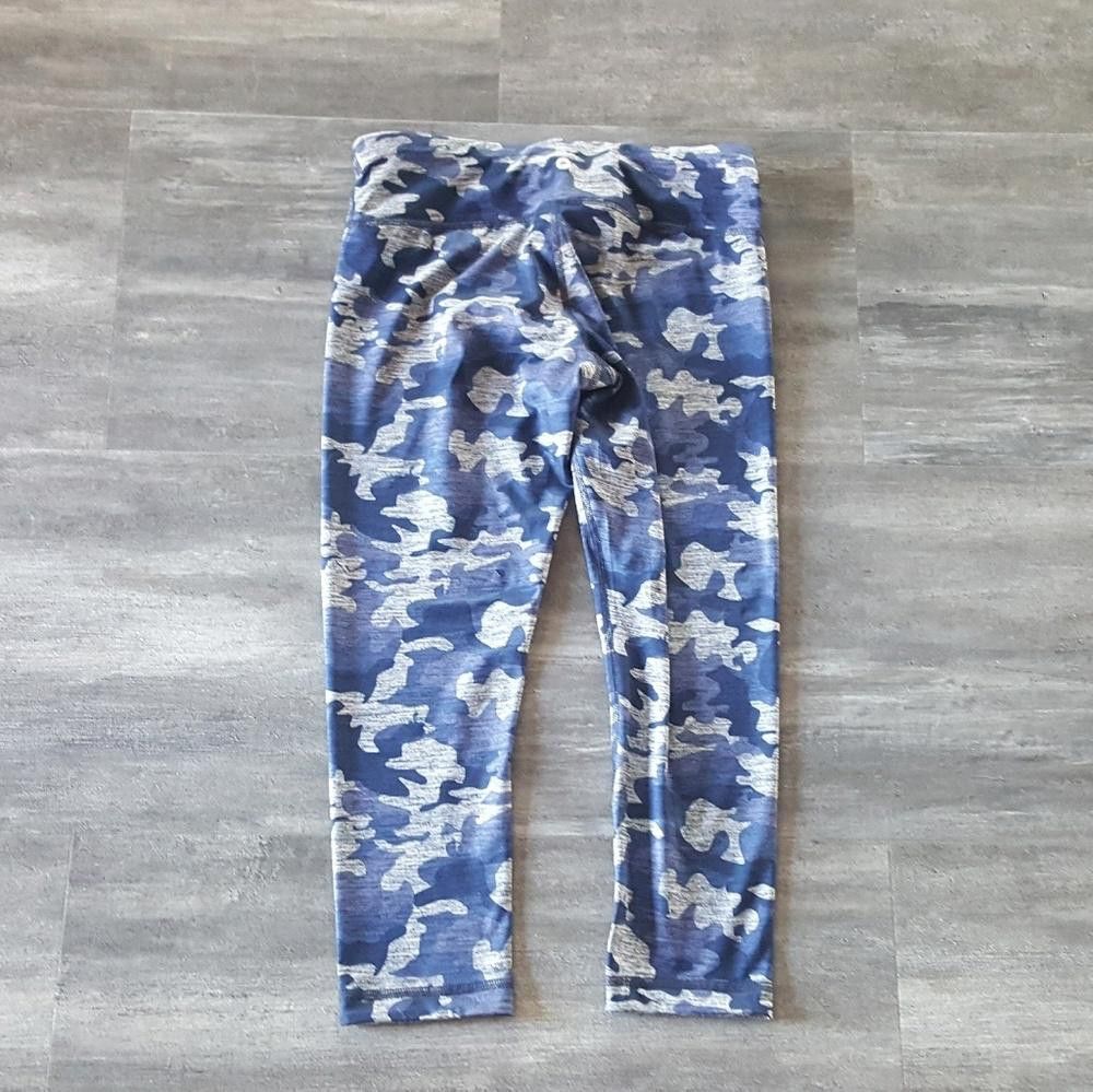 Designer Blue Camo Fitted Athletic Capri Size 28" / US 6 / IT 42 - 2 Thumbnail