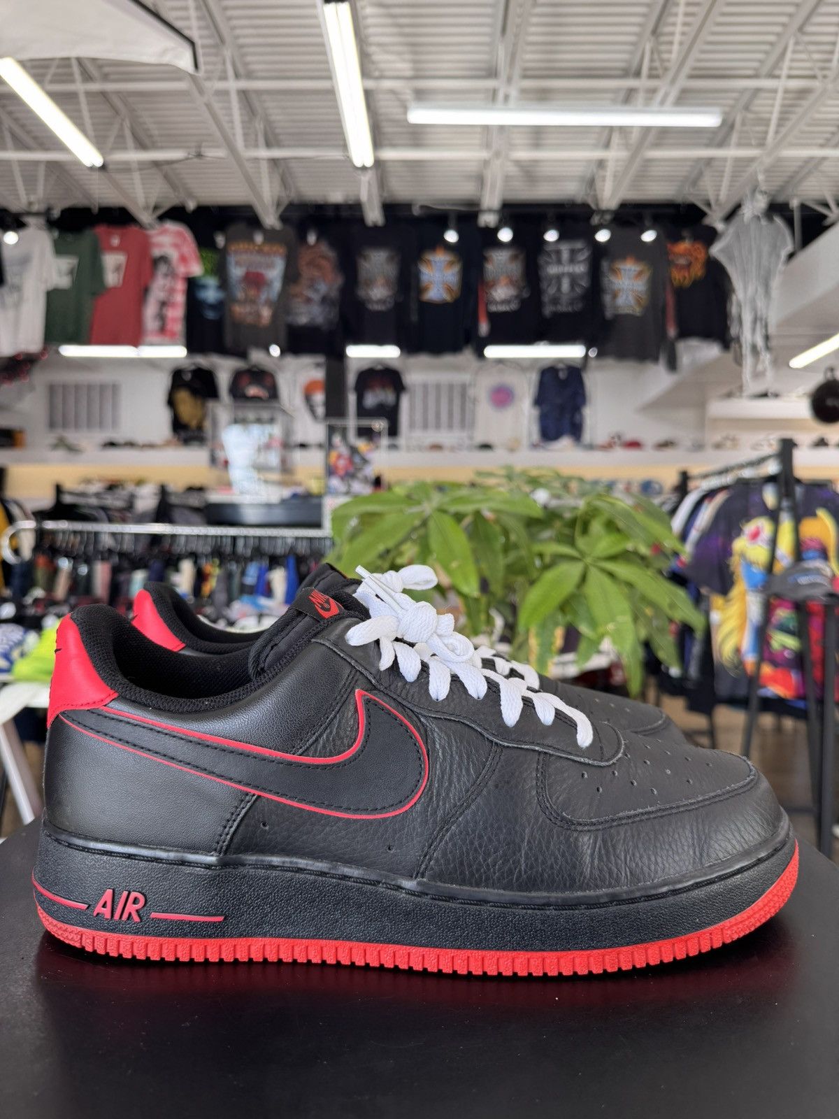 Nike Nike Air Force 1 Low Black Red Size 12 (2012) Size US 12 / EU 45 - 6 Thumbnail