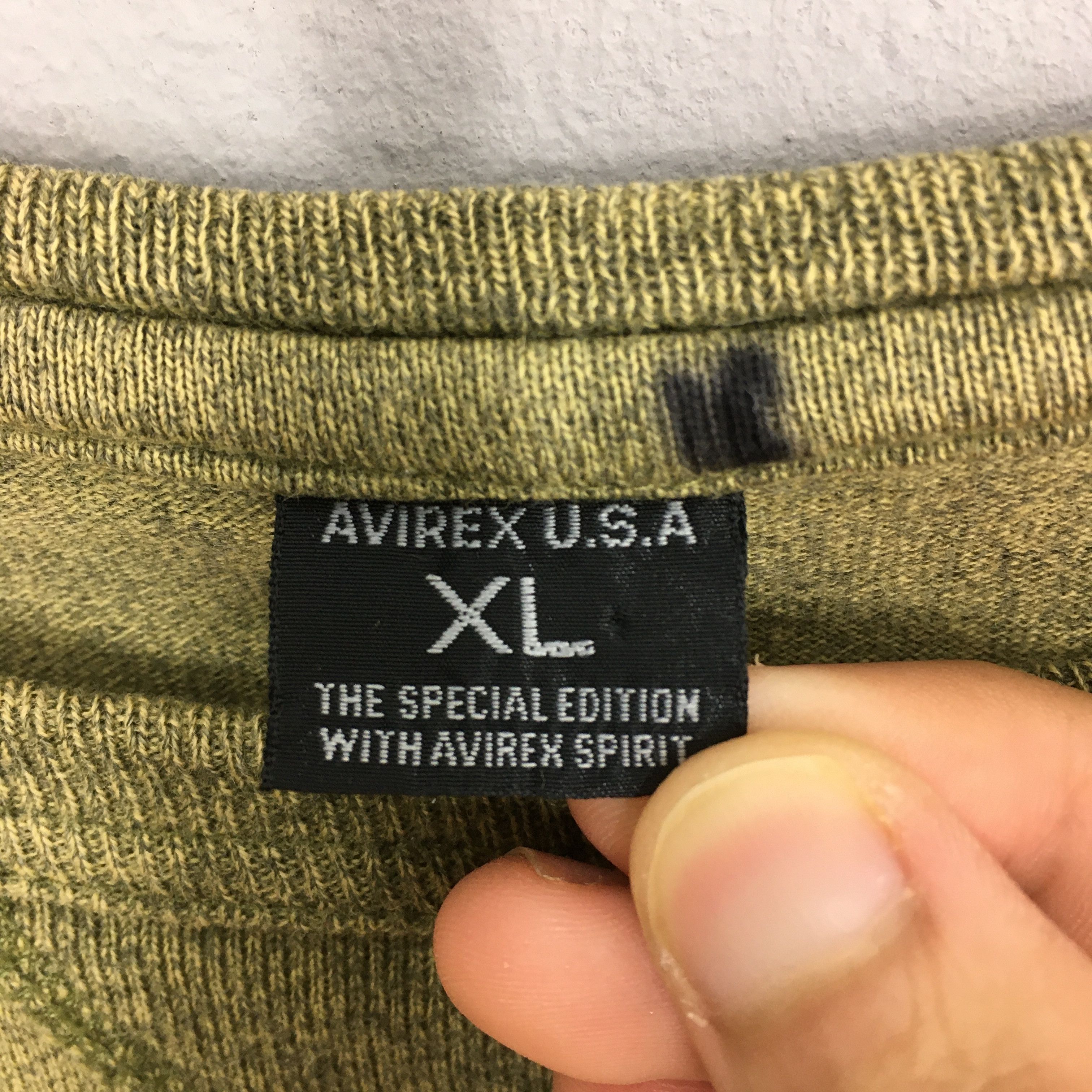 Avirex Vintage Avirex Us Air Force USAF Olive T shirt Size XL Size US XL / EU 56 / 4 - 5 Thumbnail