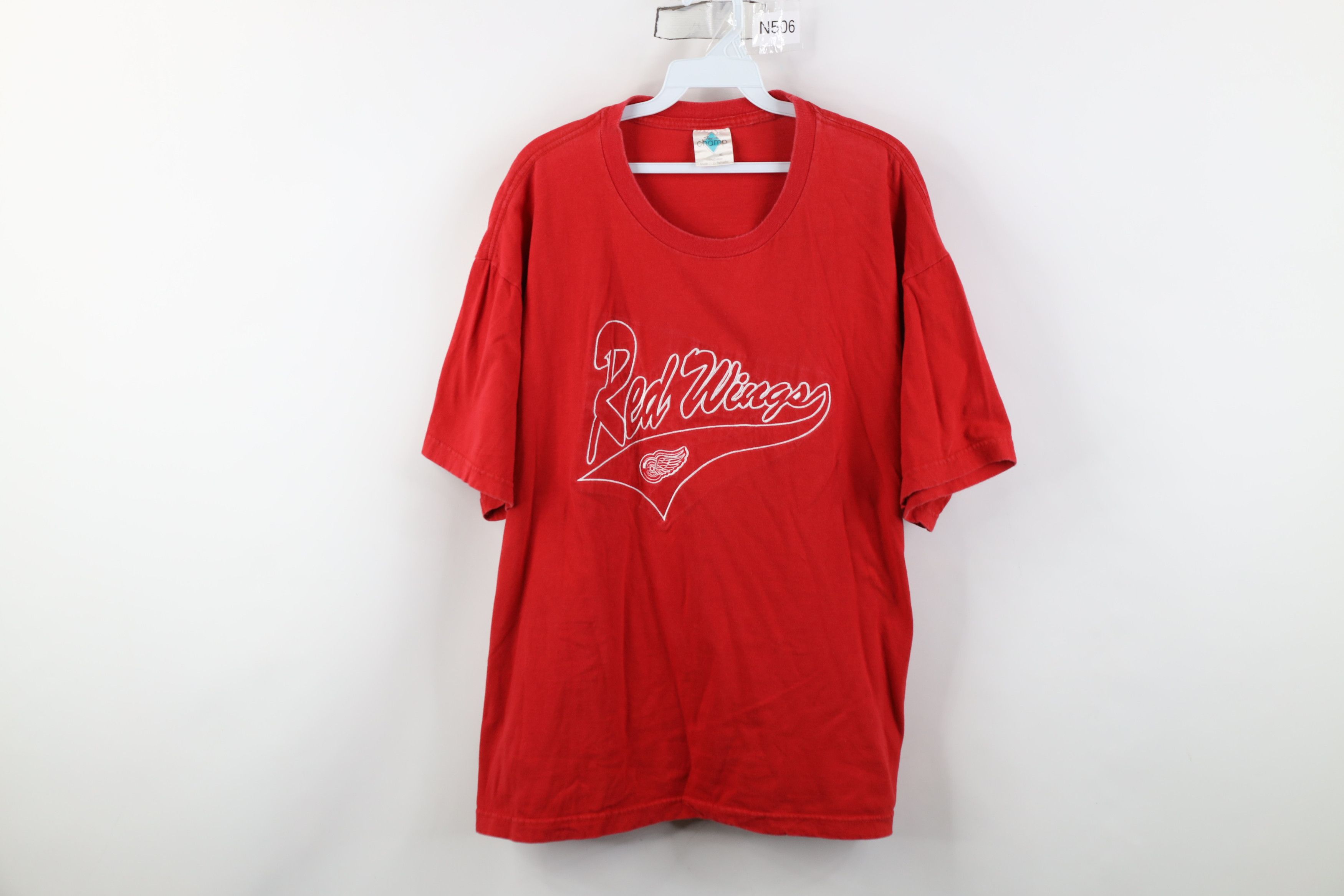 Vintage Vintage 90s Script Detroit Red Wings Hockey T-Shirt Red Size US XL / EU 56 / 4 - 1 Thumbnail