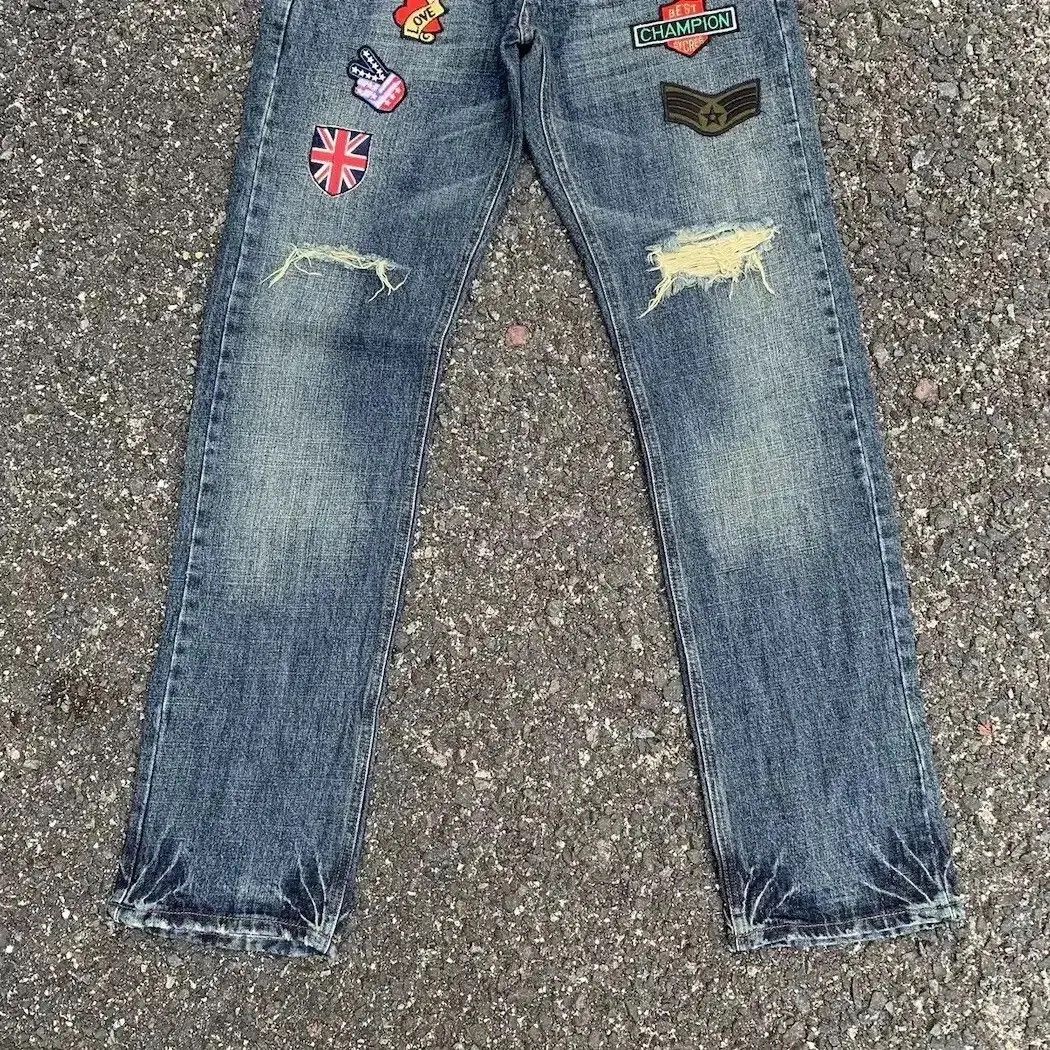 Hysteric Glamour W33 L33🔥La Gate Jeans Embroidery Denim Studded Ripped Pants Size US 33 - 4 Thumbnail