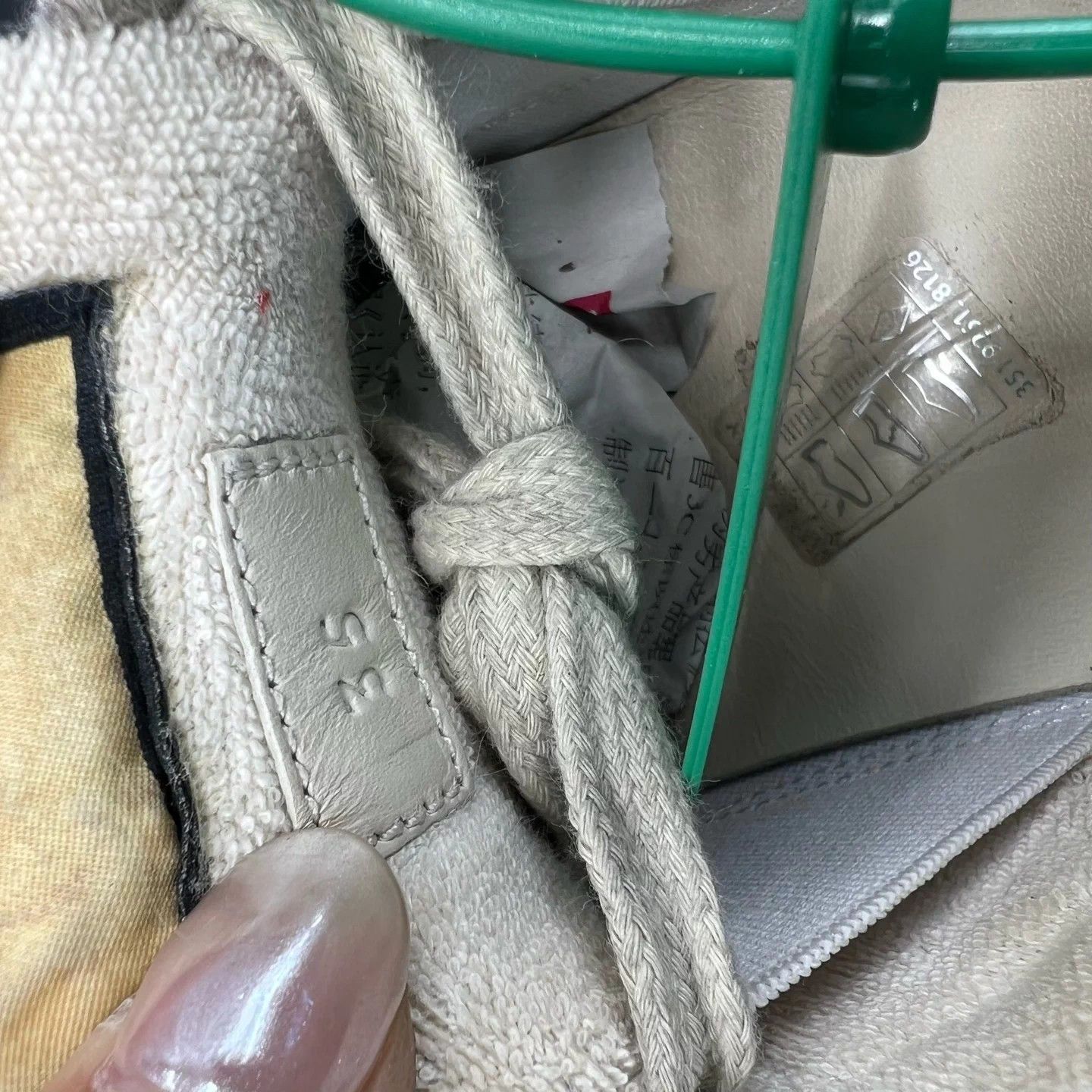 Gucci Gucci distressed sneakers women's gray green 35 Size US 5 / IT 35 - 8 Thumbnail