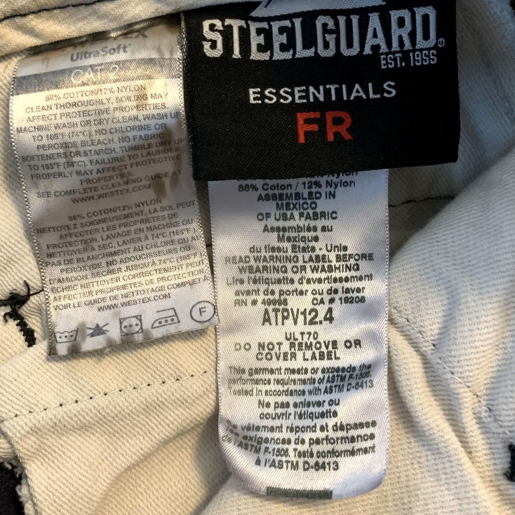 Essentials VINTAGE absent Size US 34 / EU 50 - 2 Thumbnail
