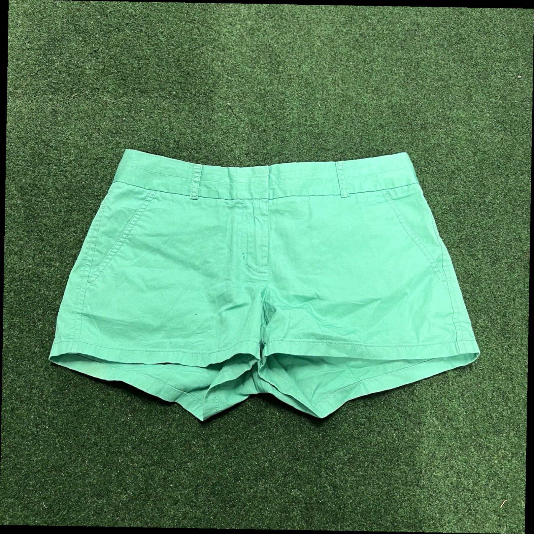 J.Crew J. Crew Chino Shorts Green Size 2 Summer Working Walking Outdoors Size 26" / US 2 / IT 38 - 1 Thumbnail