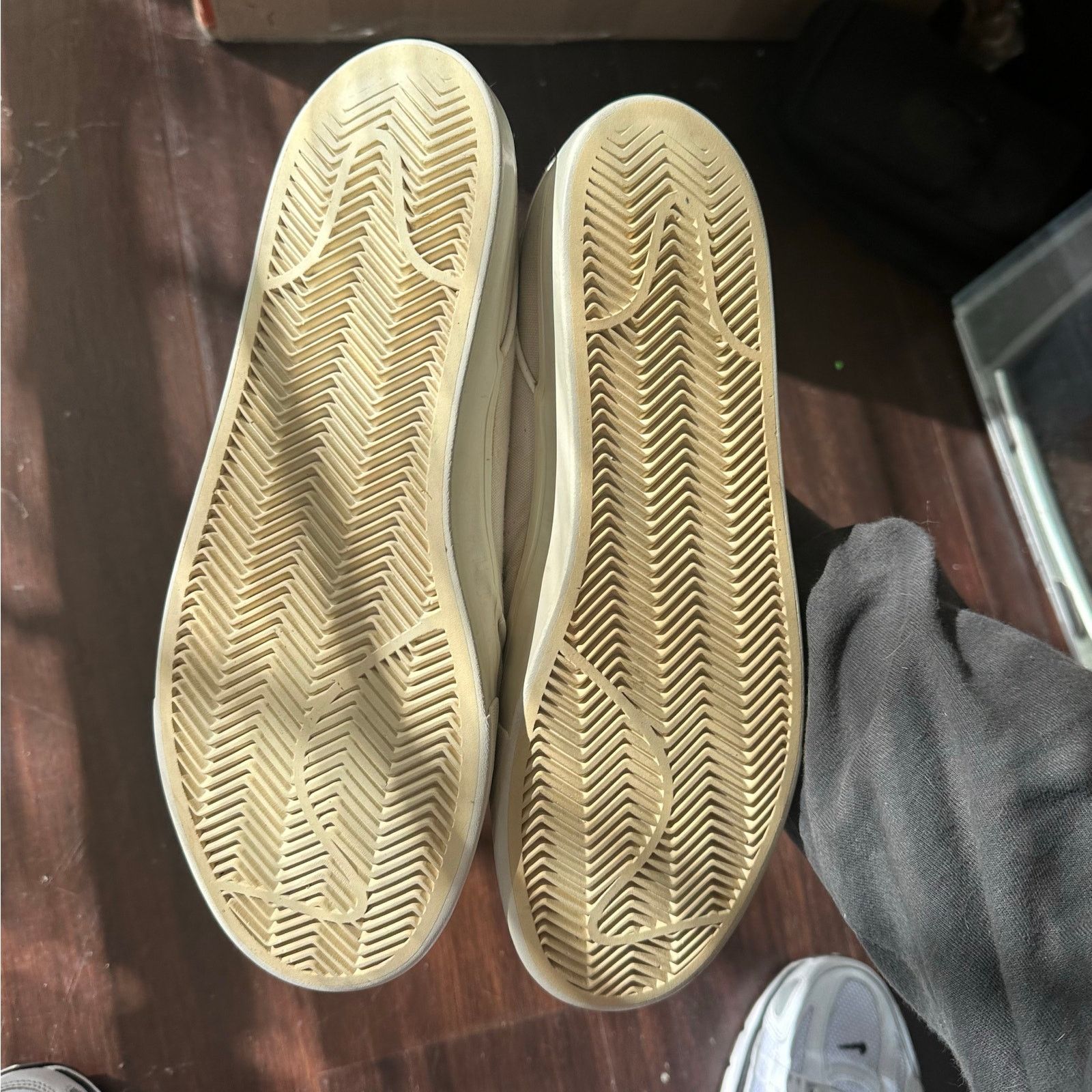 Nike White Nike janoskis no laces Size US 10.5 / EU 43-44 - 4 Thumbnail