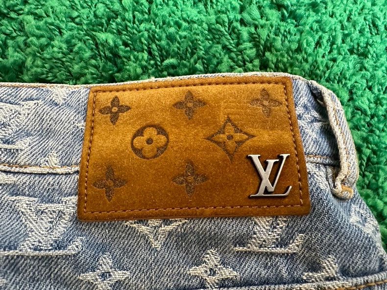 Louis Vuitton Louis Vuitton Flame graffiti embroidered jeans Size US 32 / EU 48 - 7 Thumbnail