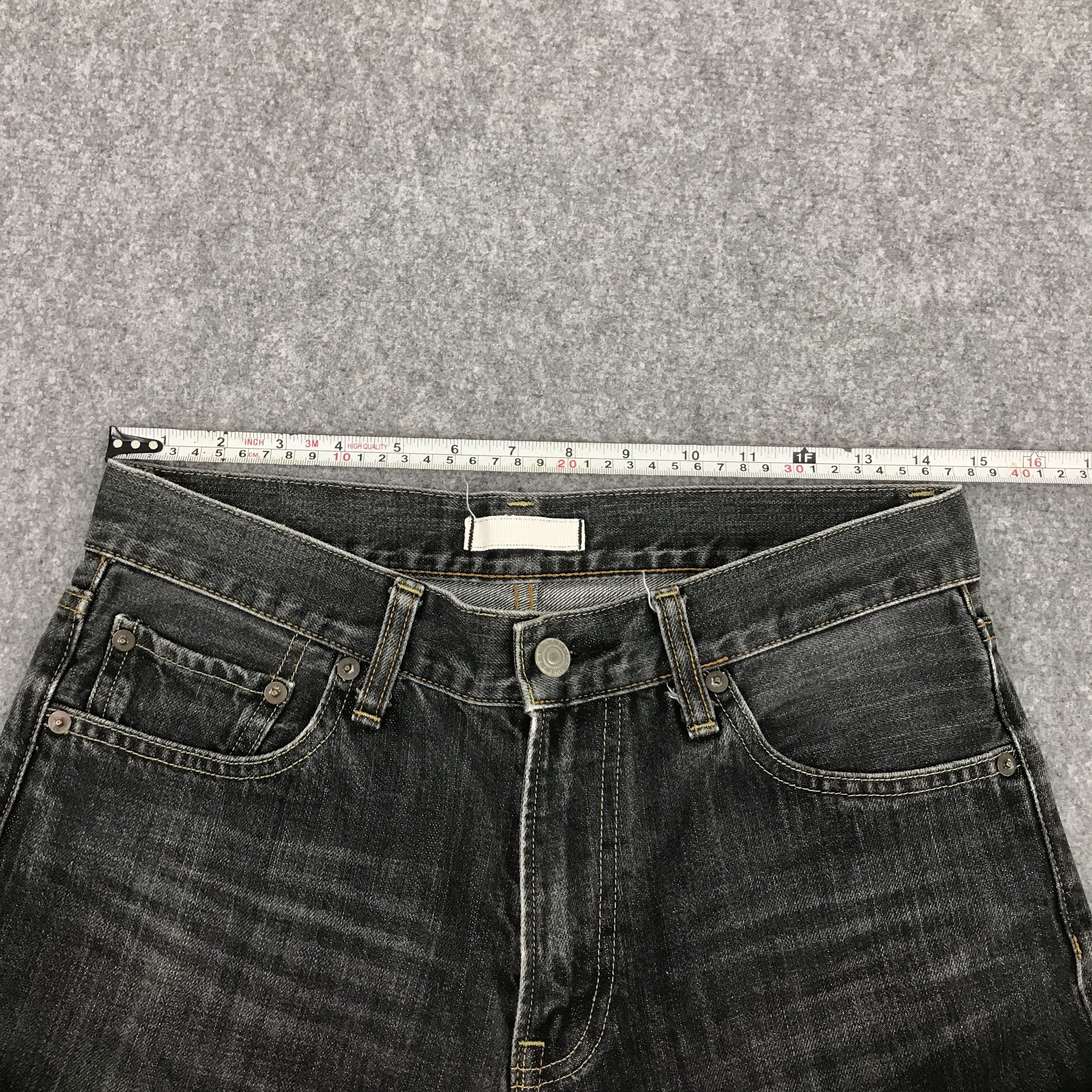 Japanese Brand × Jun Takahashi JAPANESE BLACK FADED UNIQLO DISTRESSED DENIM JEANS Size US 29 - 8 Thumbnail