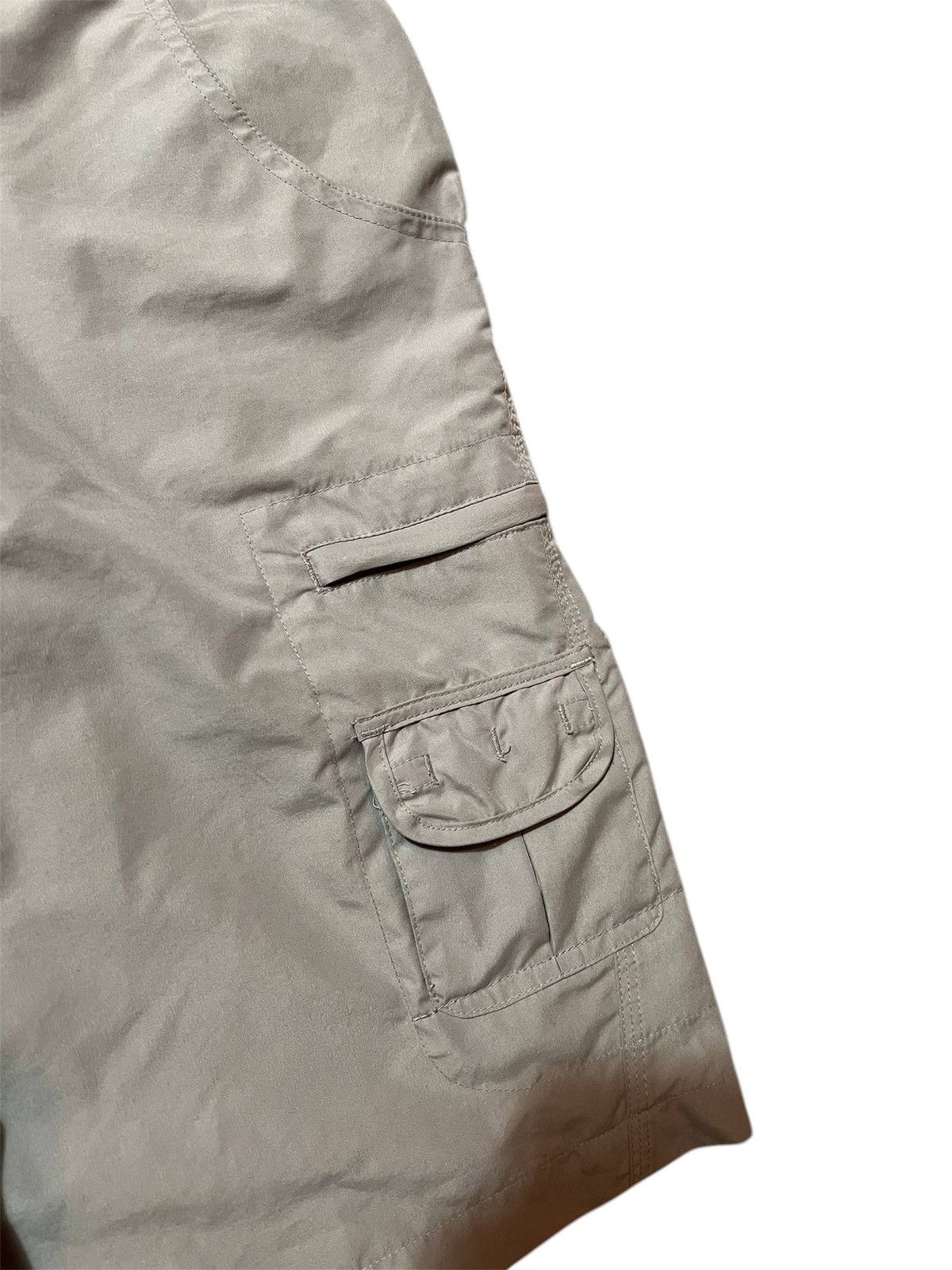 Oakley Oakley Vintage Cargo Shorts Utility Tech Beige Size 33 Size US 33 - 7 Thumbnail