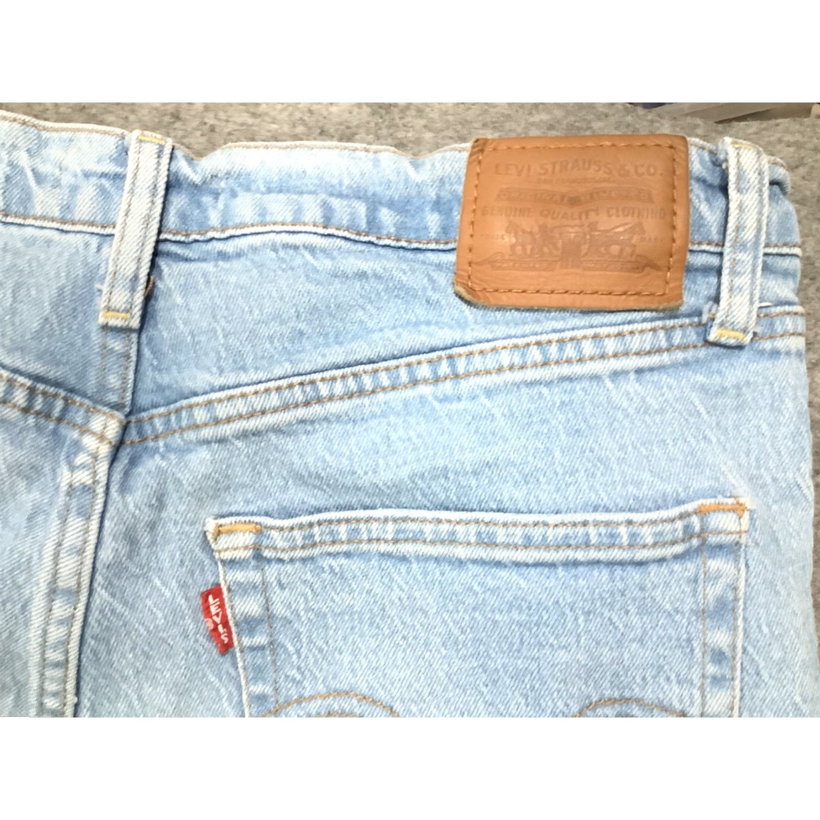 Levi's Levis Pants Denim 32 Light Blue Premium Ribcage Crop Boot Big E Womens Size 24" / US 00 / IT 34 - 3 Thumbnail