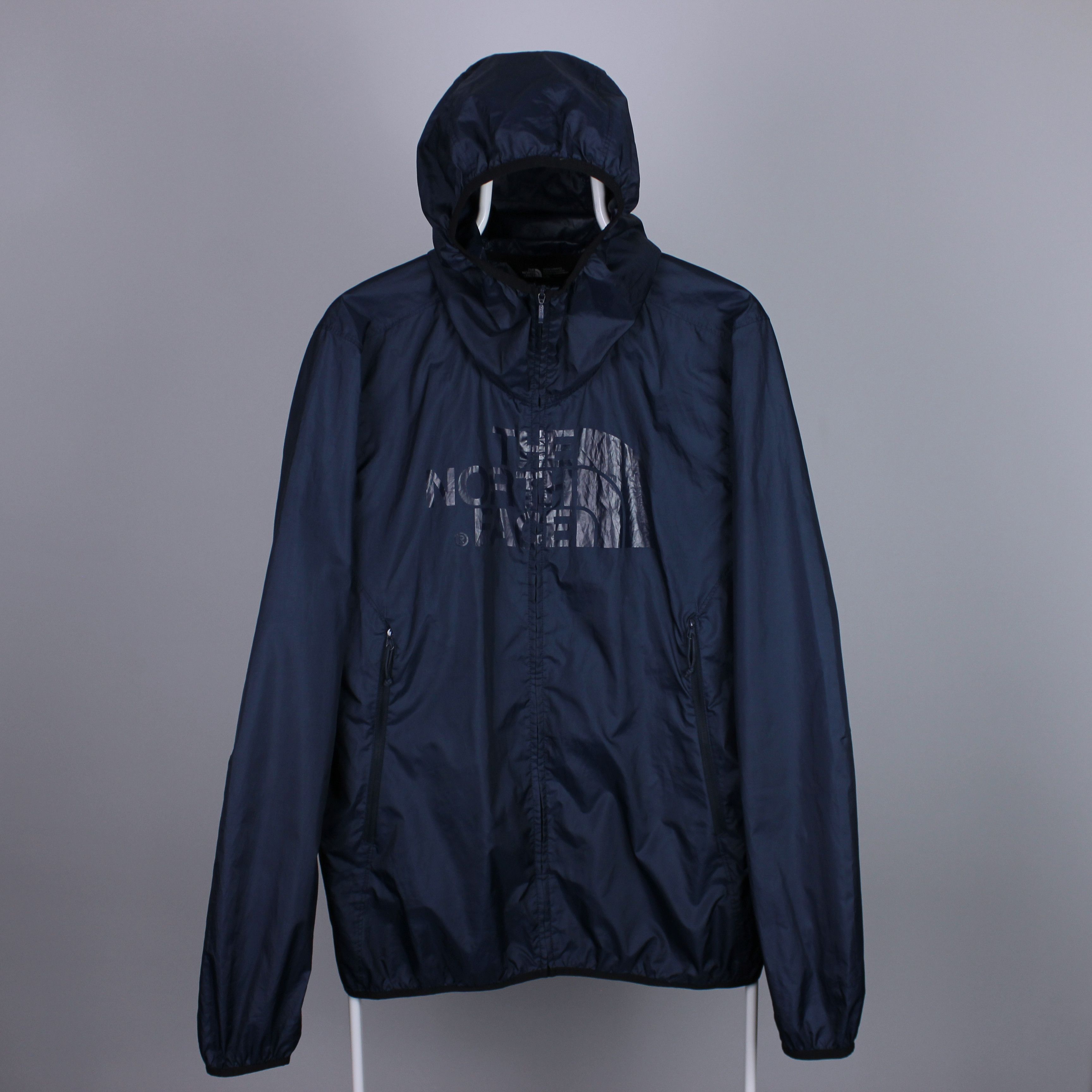 The North Face TNF The North Face light jacket big logo centr L Size US L / EU 52-54 / 3 - 2 Thumbnail