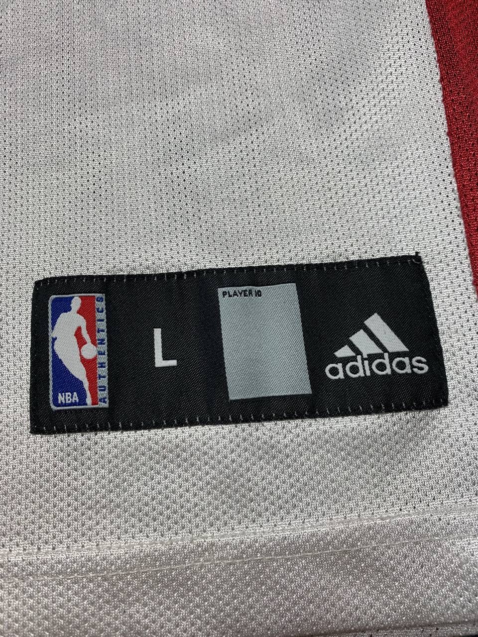Adidas × NBA Miami heat jersey wade nba vintage jersey Size US L / EU 52-54 / 3 - 3 Thumbnail