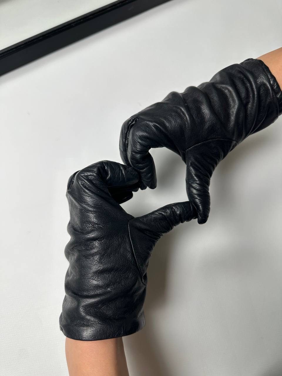 Burberry 90s Burberrys Vintage Rare Leather Womens Gloves Size ONE SIZE - 1 Thumbnail