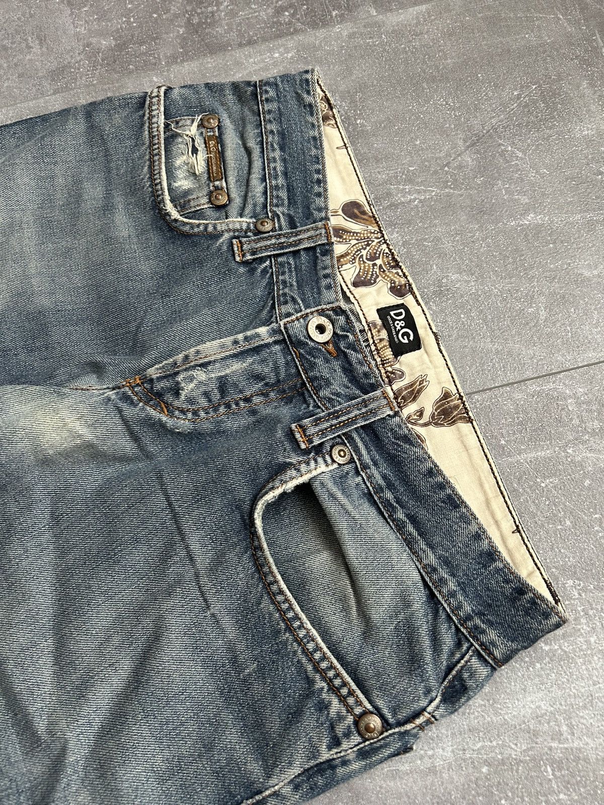 Dolce & Gabbana Vintage Faded Distressed Low Rise Dolce & Gabbana Pants Size US 30 / EU 46 - 2 Thumbnail