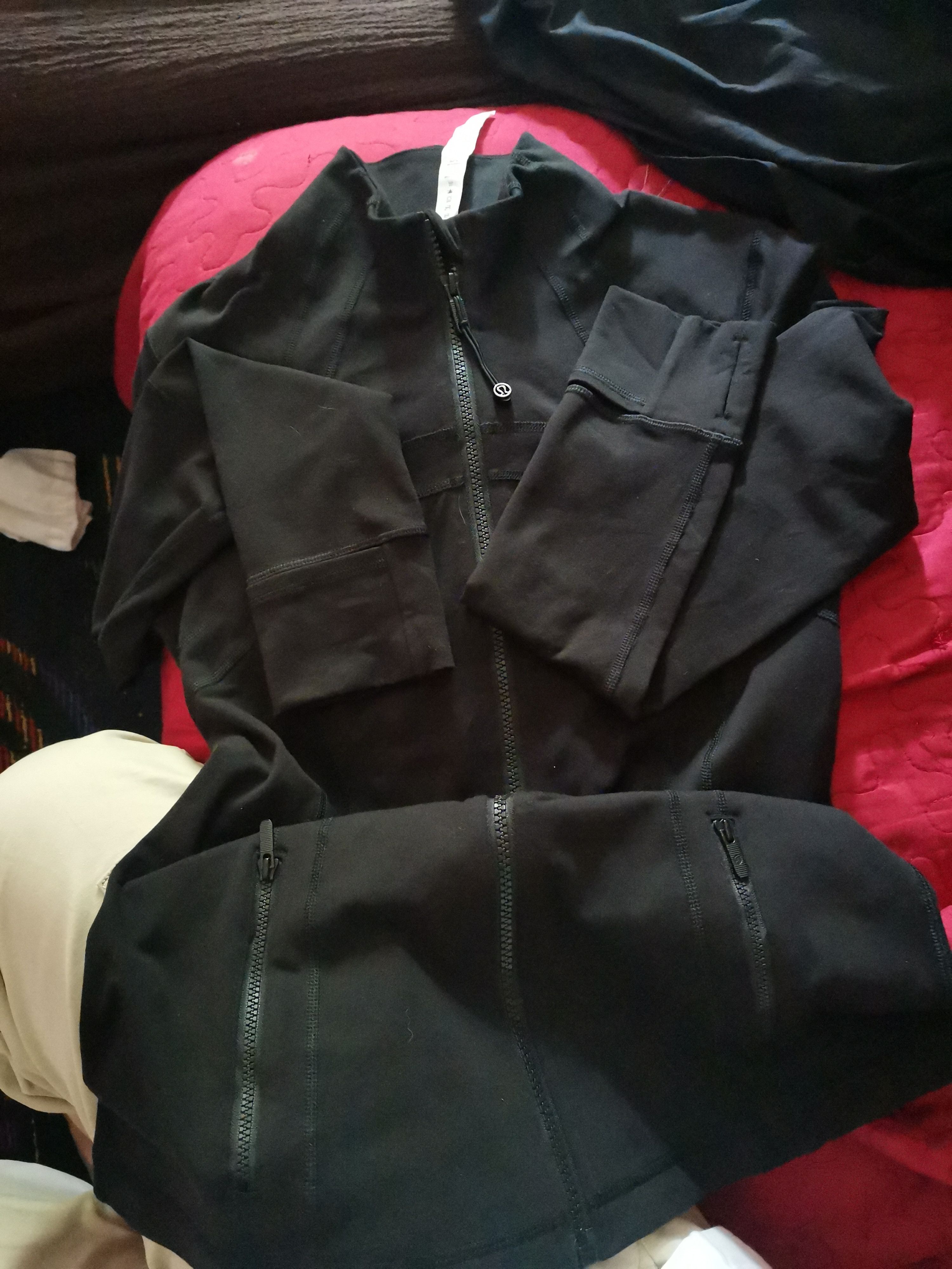 Lululemon Lululemon black zip sweater Size S / US 4 / IT 40 - 6 Thumbnail