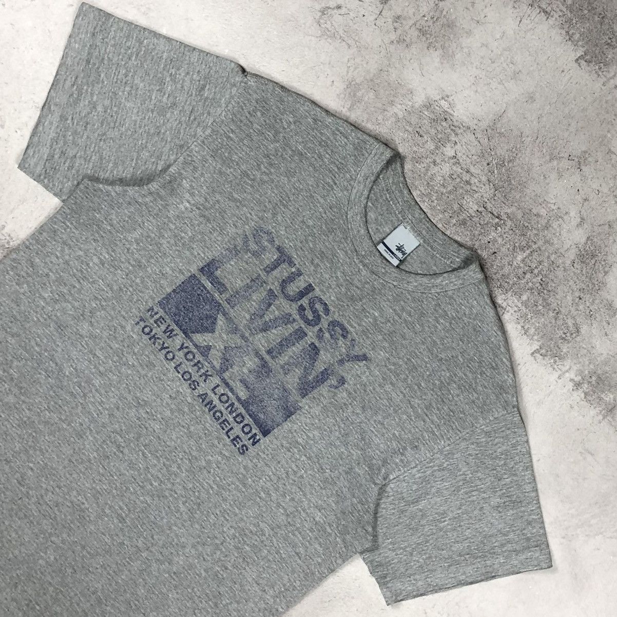 Stussy Vintage Stussy USA Livin’ XL Single Stitch Tee Size US L / EU 52-54 / 3 - 3 Thumbnail
