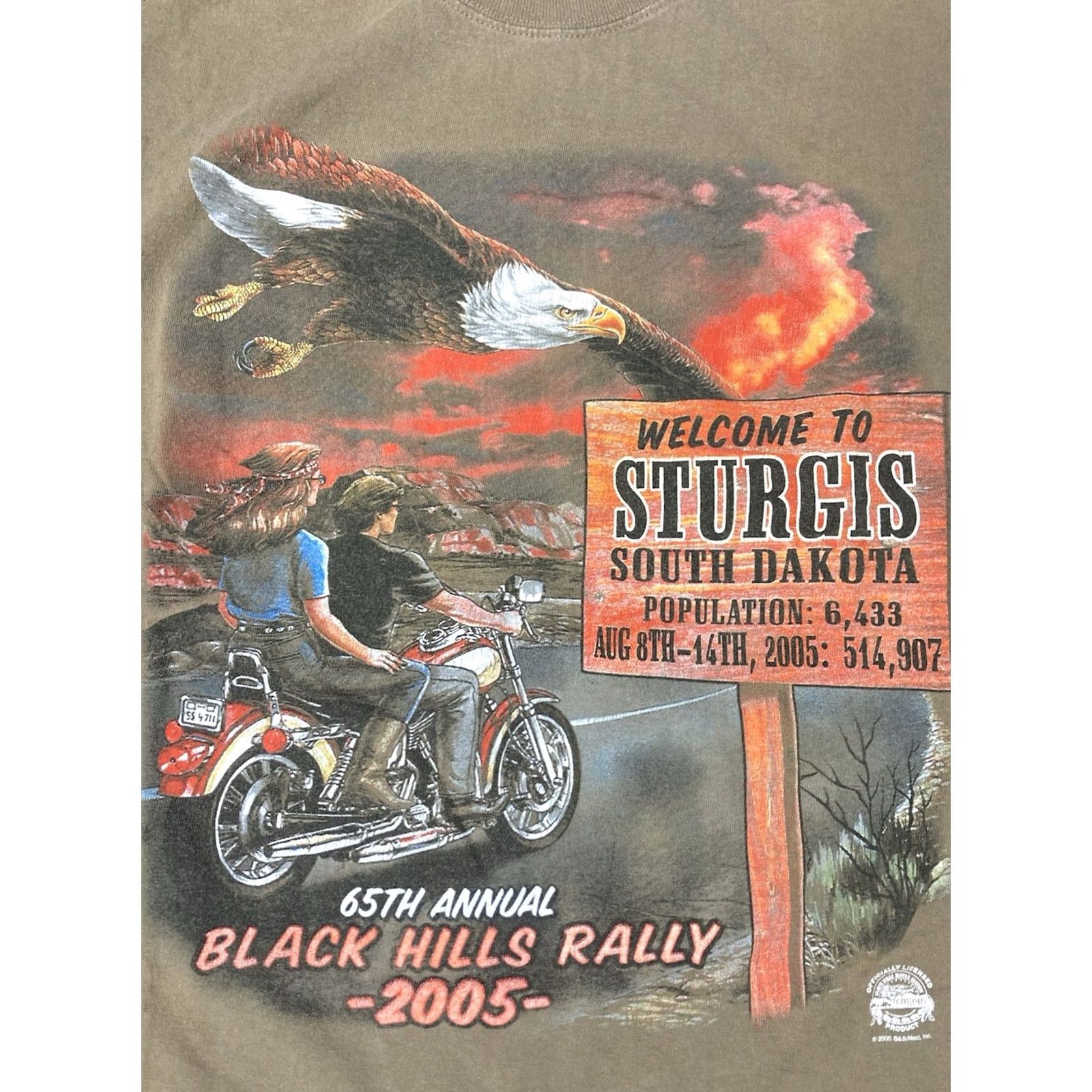 Vintage VINTAGE Sturgis Black Hills Rally 2005 Graphic T-shirt Men Large Motorcycle Shirt XL Brown Cotton Crew Neck Short Sleeve Logo All Seasons Vintage: Yes Size US XL / EU 56 / 4 - 2 Thumbnail