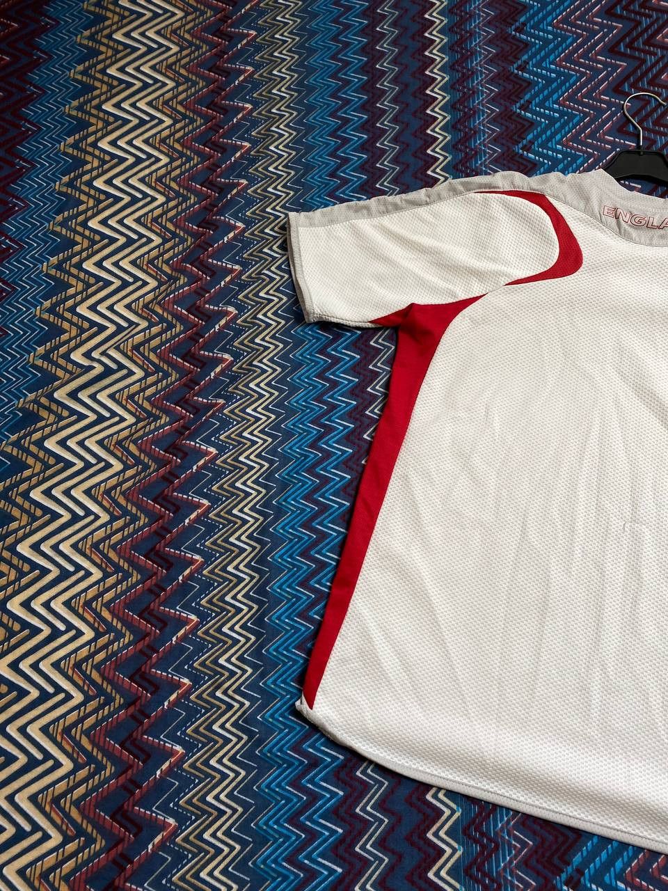 Umbro × Vintage UMBRO ENGLAND NATIONAL TEAM HOME FOOTBALL SHIRT Size US M / EU 48-50 / 2 - 6 Thumbnail