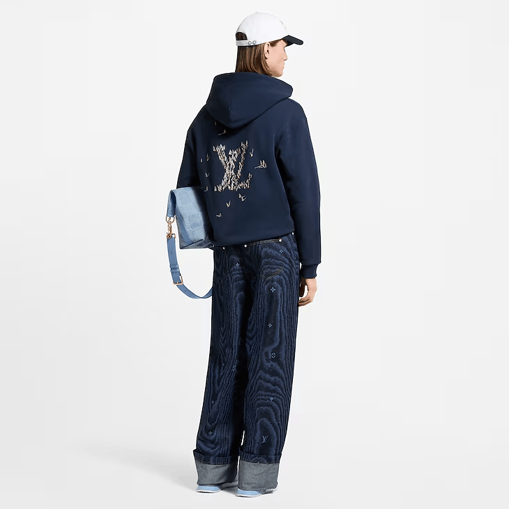 Louis Vuitton Embroidered Signature Hoodie Size US L / EU 52-54 / 3 - 4 Thumbnail