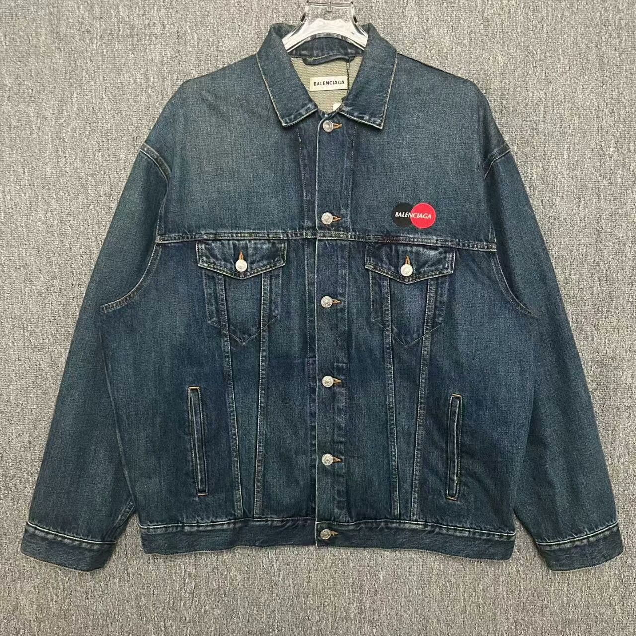 Balenciaga blenciaga washed denim jacket size 36 Size US M / EU 48-50 / 2 - 1 Thumbnail