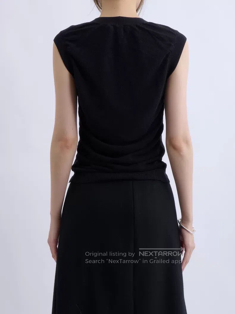 Helmut Lang Helmut Lang Black 3D Pleated Sleeveless Top Size S / US 4 / IT 40 - 3 Thumbnail