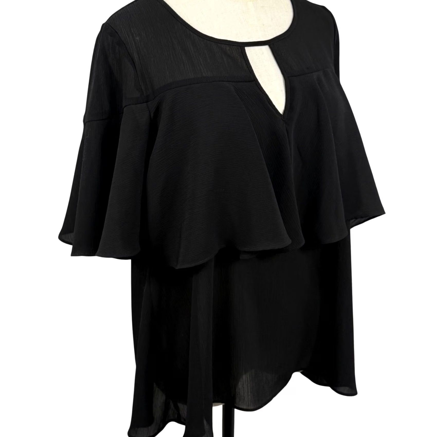 Ann Taylor Ann Taylor Blouse S Women Flutter Sleeve Keyhole Chiffon Black Tiered Costume, Workwear, Party, Cocktail, Office, Romantic Goth, Fairycore, Whimsygoth Size S / US 4 / IT 40 - 3 Thumbnail