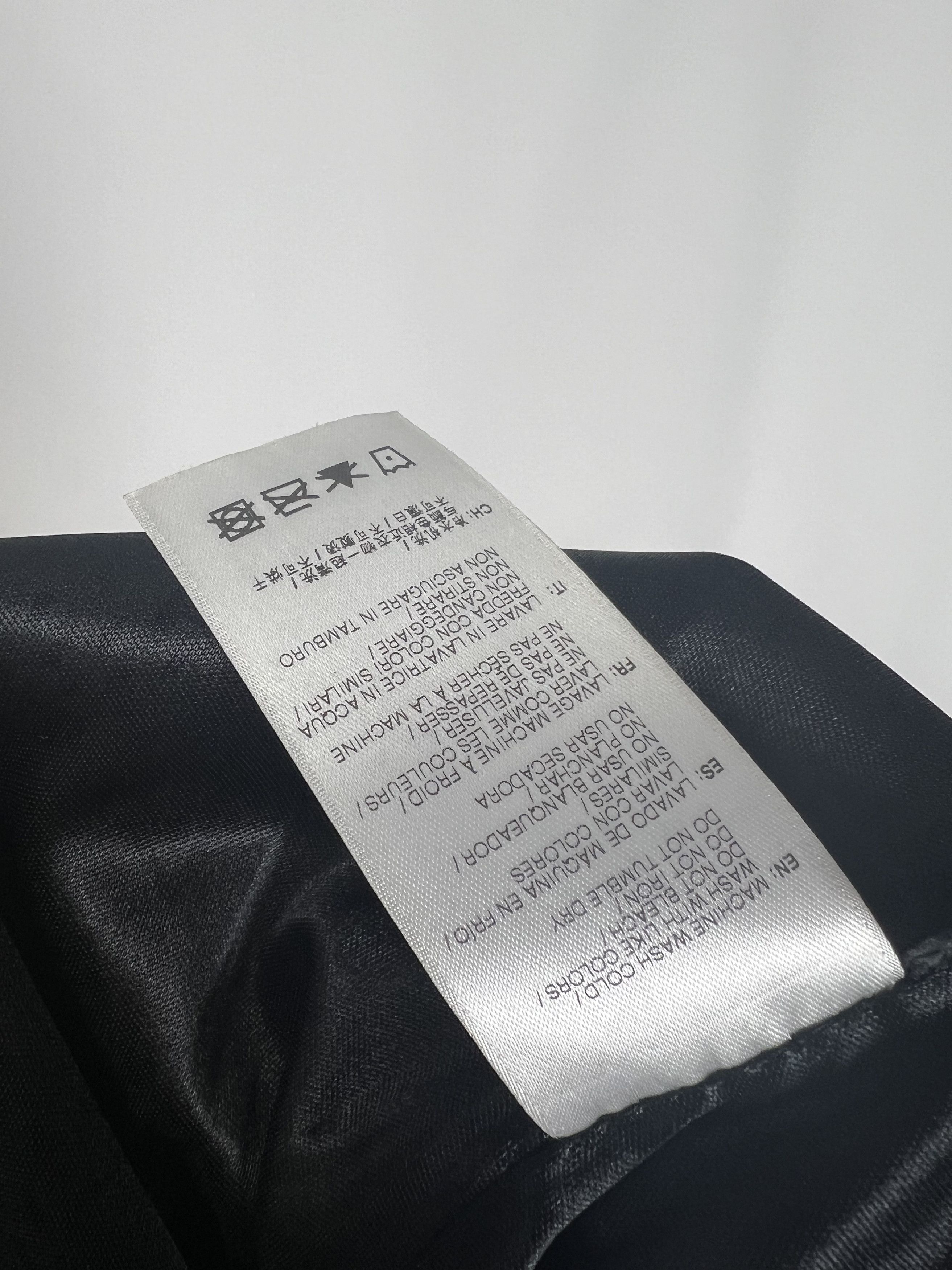 Eric Emanuel × New Era Brand New EE Basic Short New York Yankees Size L Size US 34 / EU 50 - 4 Thumbnail
