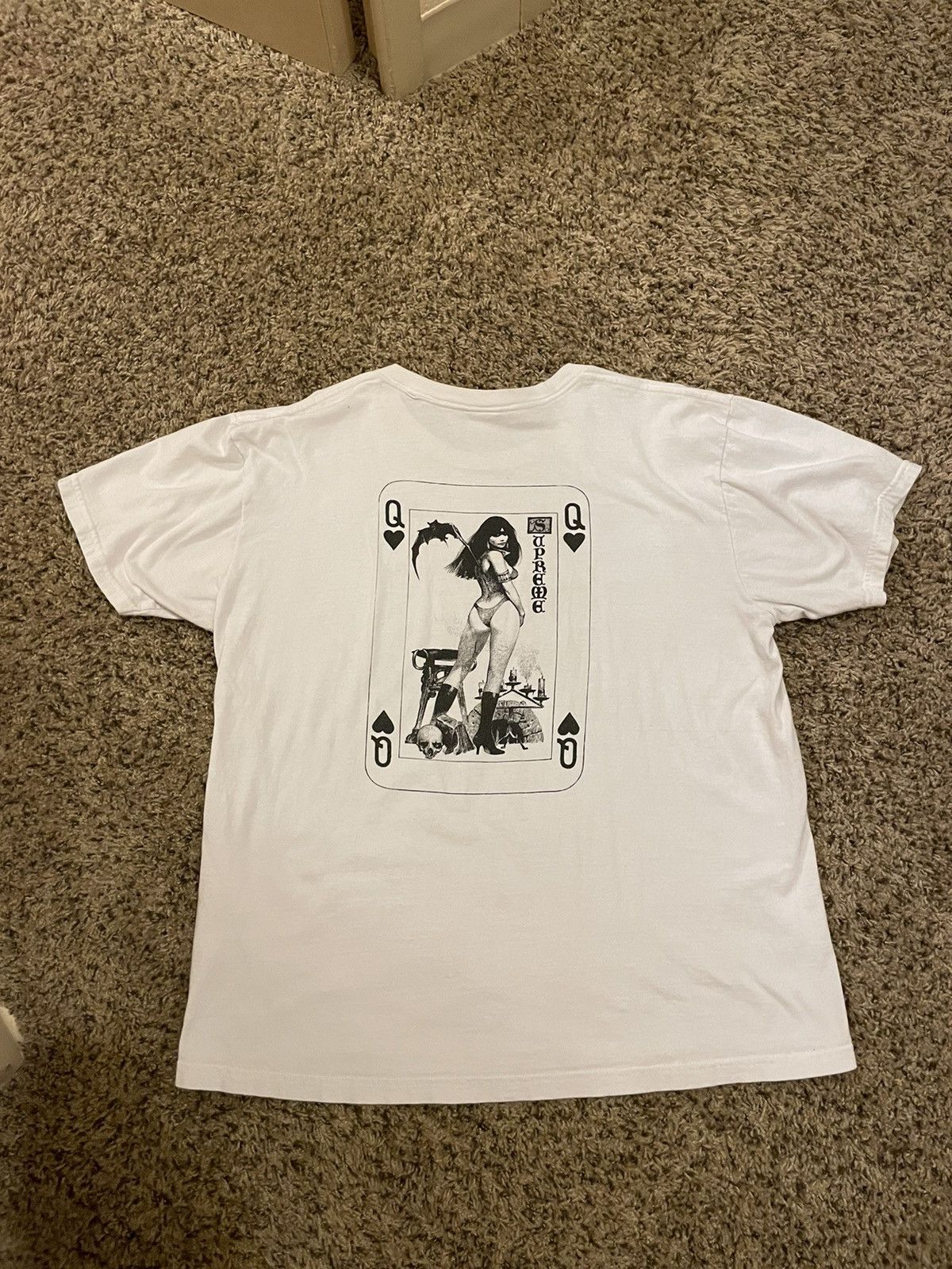 Supreme Supreme Vampirella Card Tee Size US XL / EU 56 / 4 - 2 Thumbnail