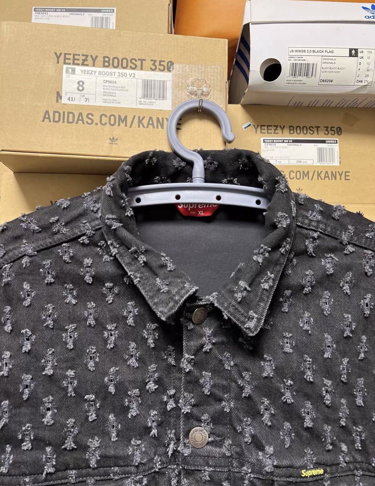 Supreme Supreme Cutout Distressed Denim Jacket J42 Size US XL / EU 56 / 4 - 3 Thumbnail