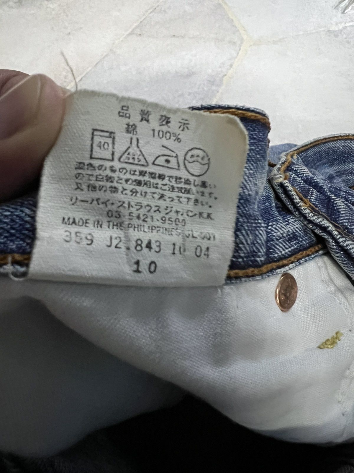 Levi's × Levi's Vintage Clothing 💥Baggy💥Vintage Levis 504 Light Wash Distress Jean Size US 27 - 21 Thumbnail