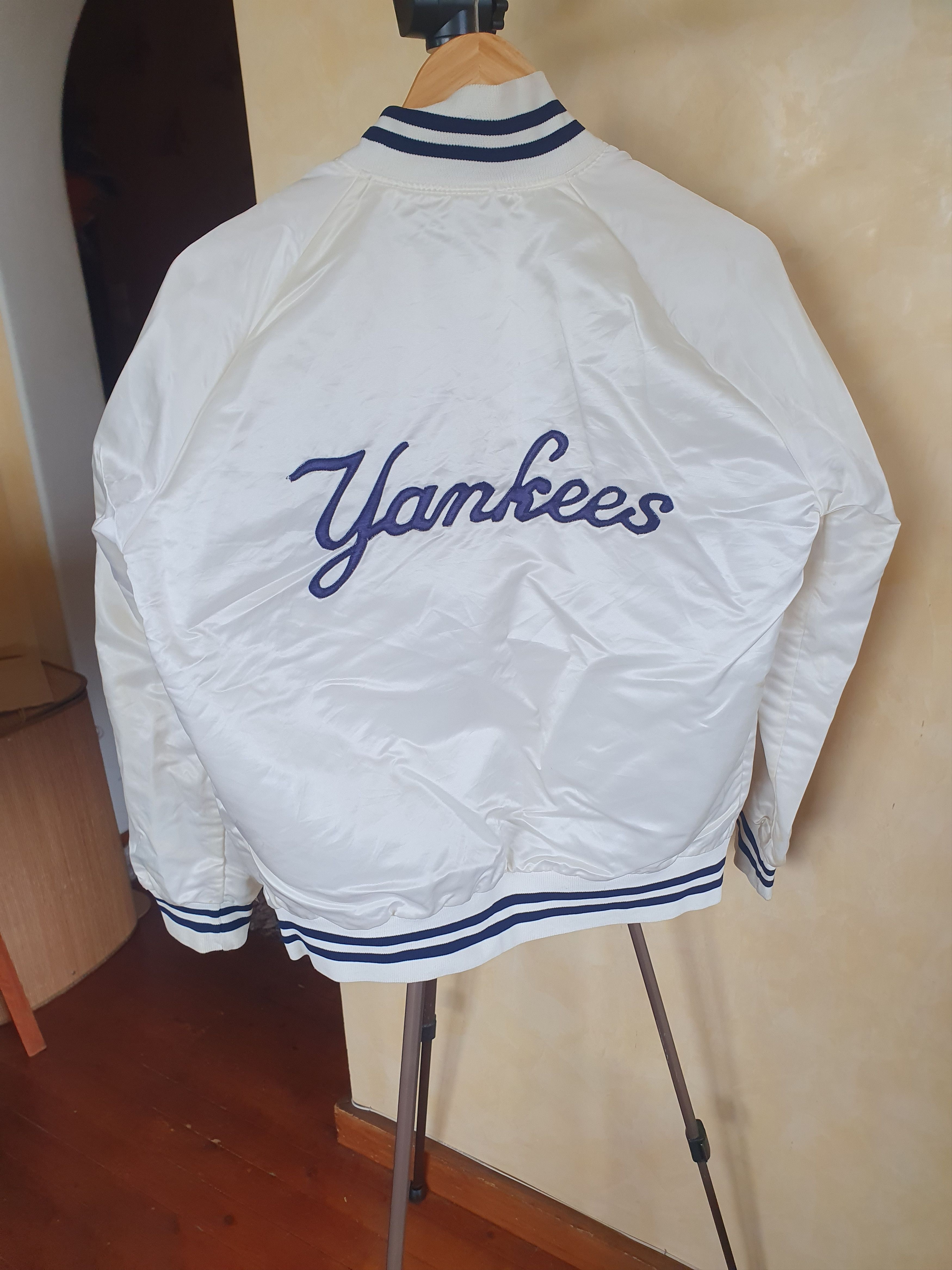 Vintage New York Yankees Vintage Satin Bomber Jacket sz L Size US L / EU 52-54 / 3 - 7 Thumbnail