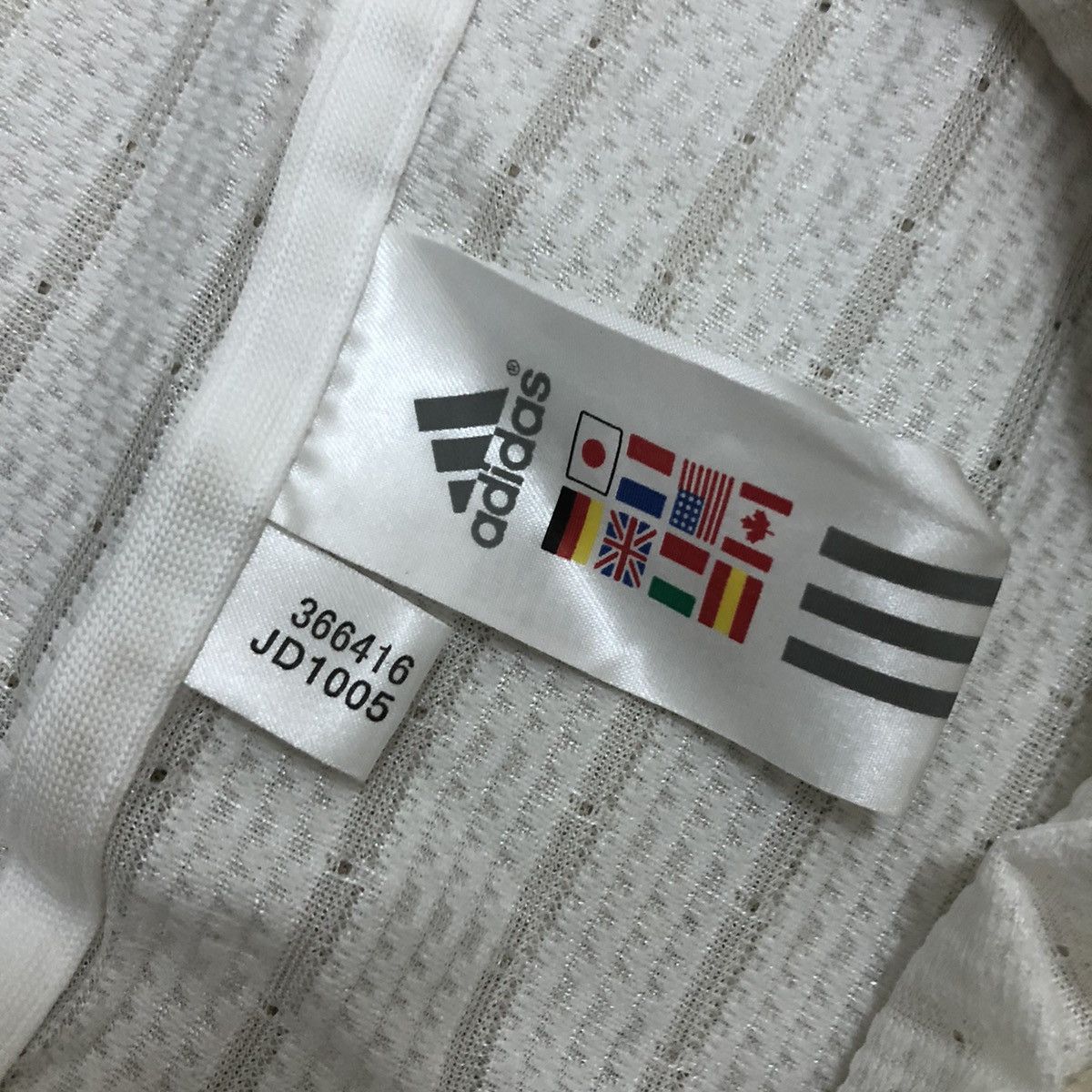 Adidas × Japanese Brand Japan 04/05 player issue away shirt Size US M / EU 48-50 / 2 - 7 Thumbnail