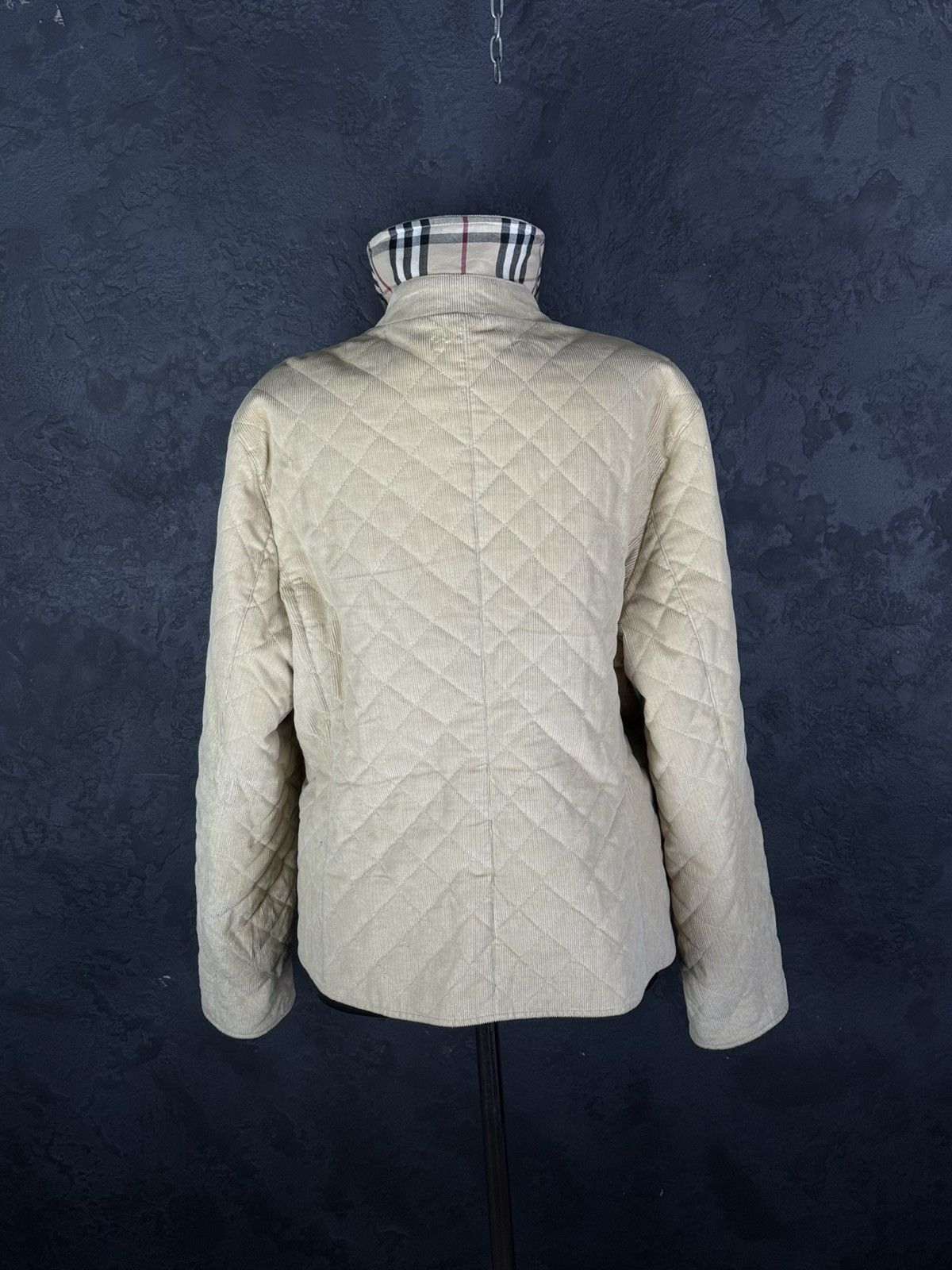 Burberry Burberry Women’s Quilted Corduroy Jacket Nova Check Beige Size XXL / US 16-18 / IT 52-54 - 13 Thumbnail