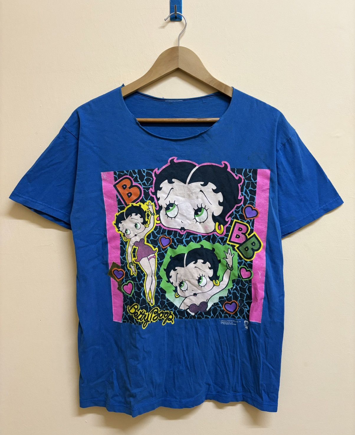 Vintage Vintage 90s Betty Boop Cartoon 1998 Distressed Trashed Tee Size US M / EU 48-50 / 2 - 1 Thumbnail