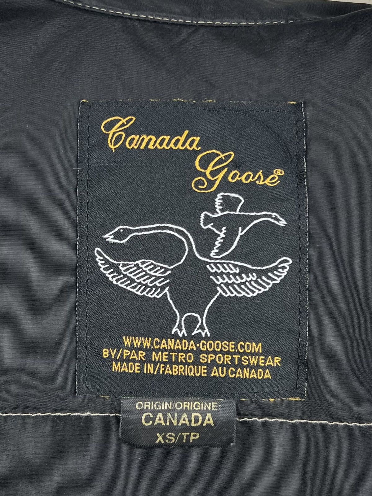 Canada Goose CANADA GOOSE Down Vest Logo Vintage Beige Men's Size US S / EU 44-46 / 1 - 10 Thumbnail