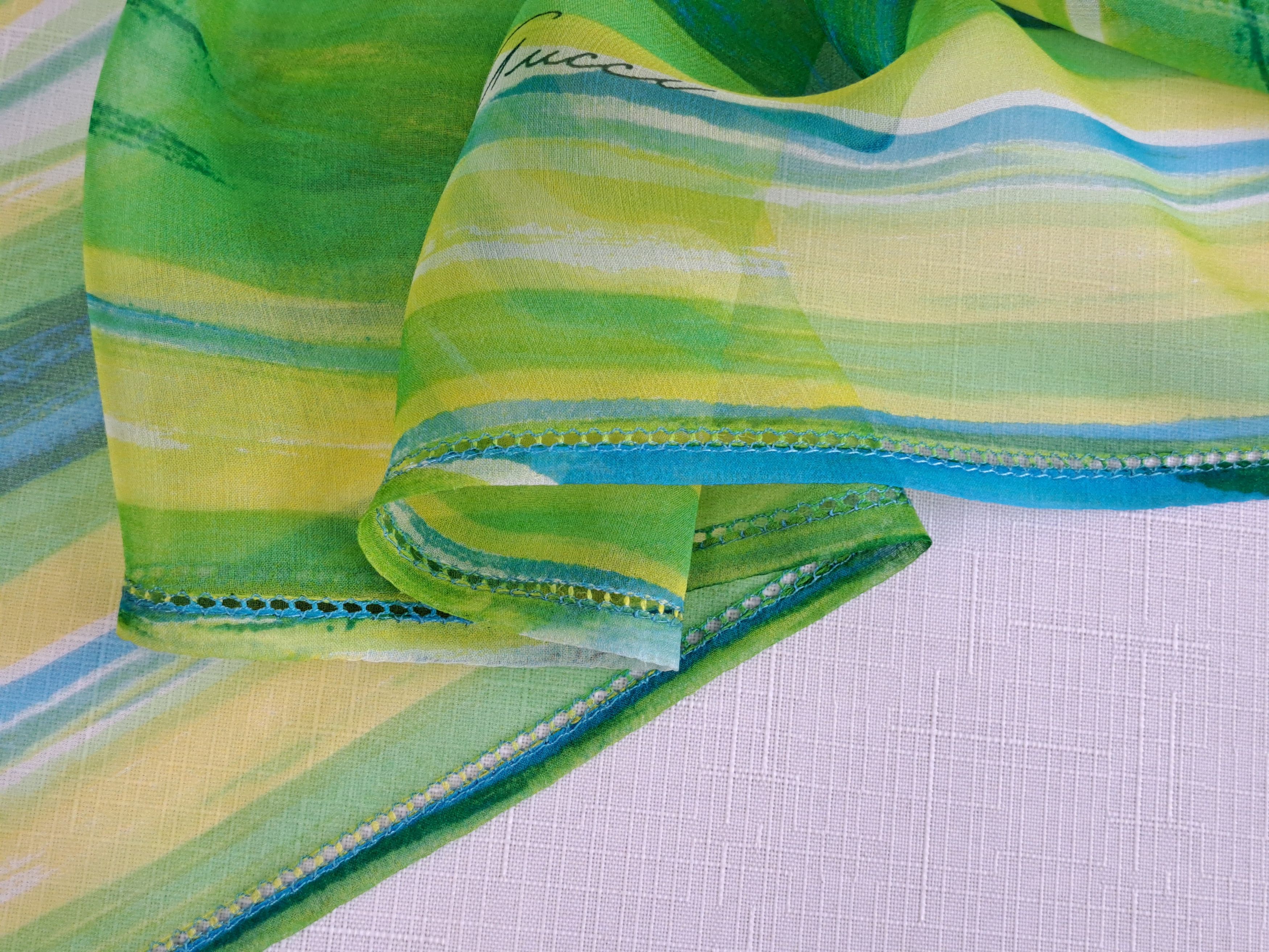 Gucci × Vintage GUCCI ultra lightweight silk scarf. Size ONE SIZE - 9 Thumbnail