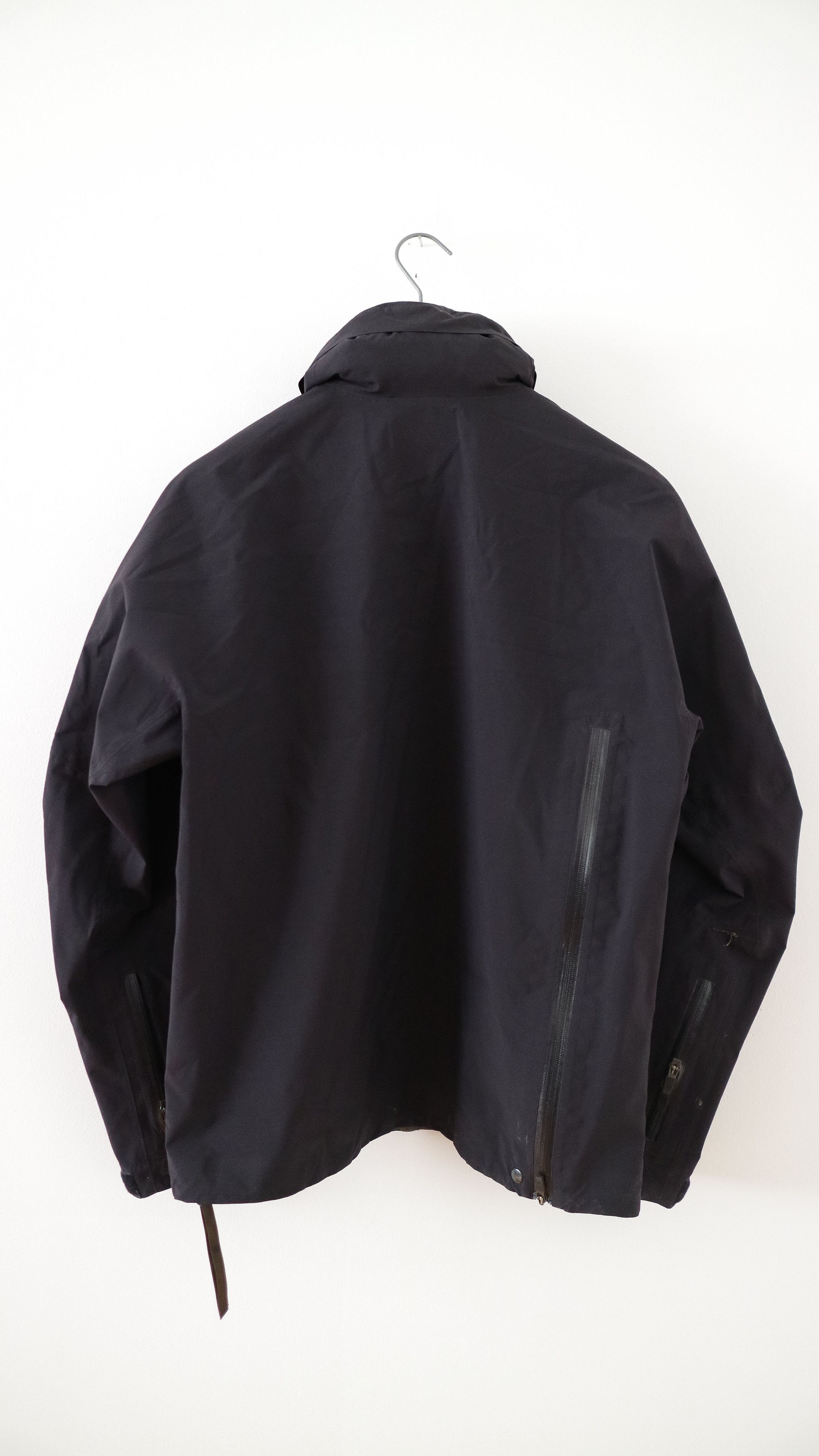 Acronym Acronym AW'12-13 GT-J28 Size US M / EU 48-50 / 2 - 2 Thumbnail