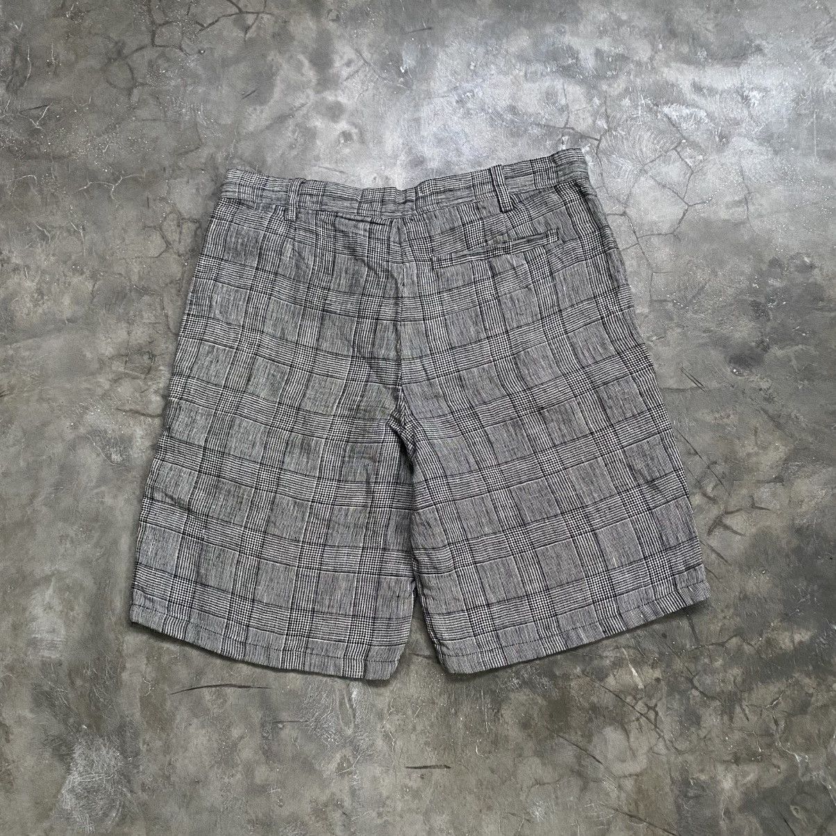 A.P.C. A.P.C. Tartan Short Pants Size US 28 / EU 44 - 2 Thumbnail