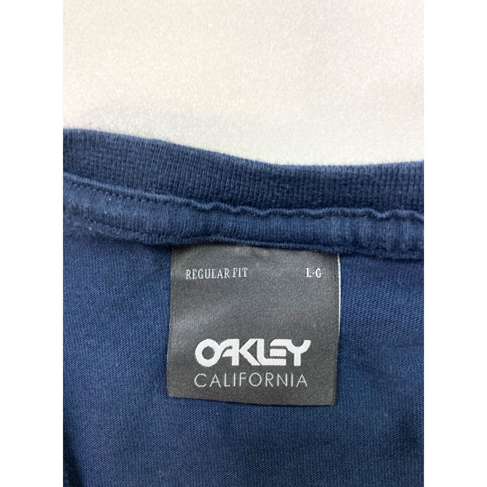 Oakley VINTAGE Oakley Pocket Graphic T-shirt Men Large Blue Short Sleeve Size US L / EU 52-54 / 3 - 5 Thumbnail