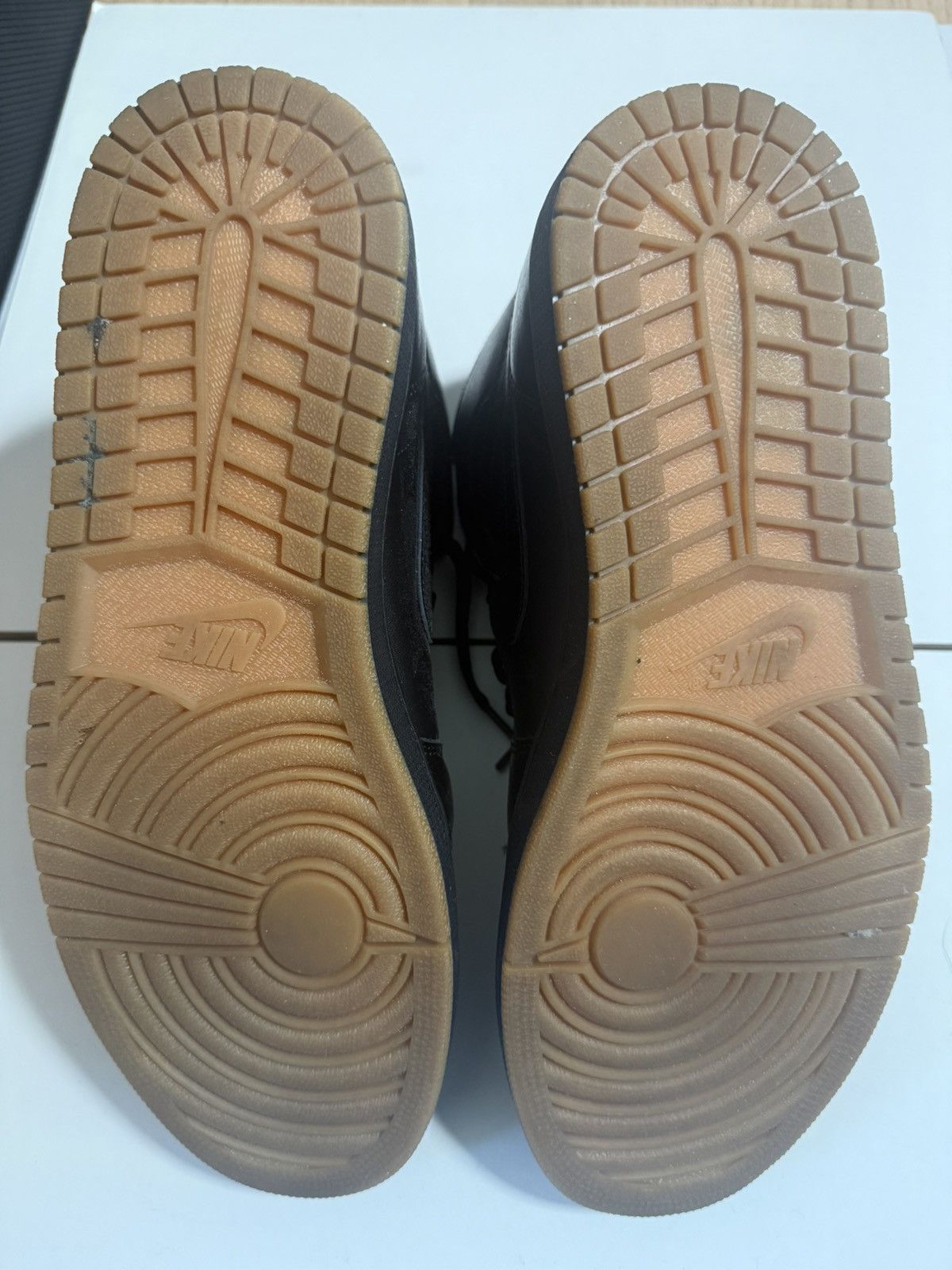 Jordan Brand Jordan 1 High - Gum Bottom Size US 11.5 / EU 44-45 - 6 Thumbnail