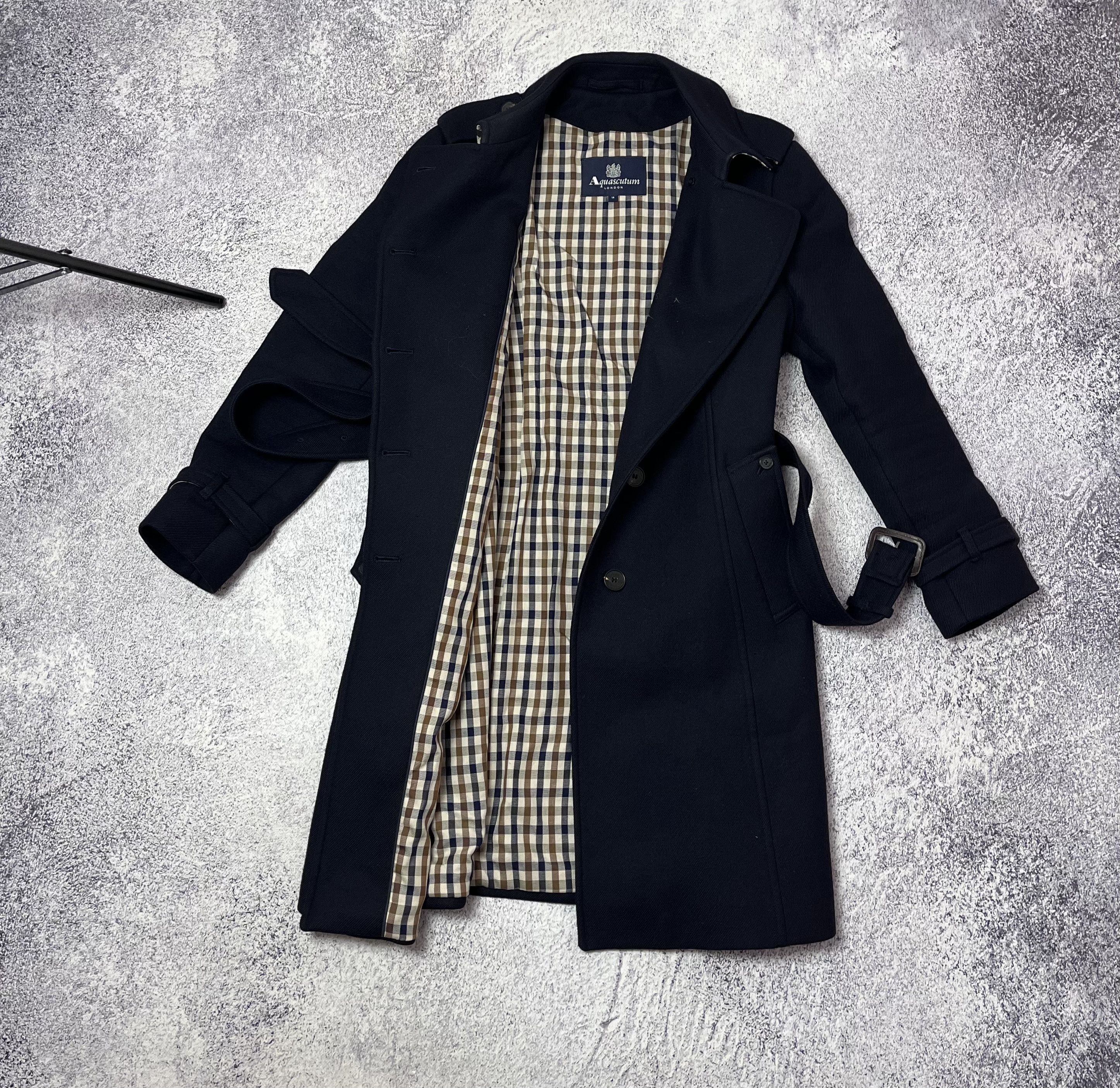 Aquascutum × Japanese Brand Women’s coats Aquascutum London size 14 Size XL / US 12-14 / IT 48-50 - 6 Thumbnail