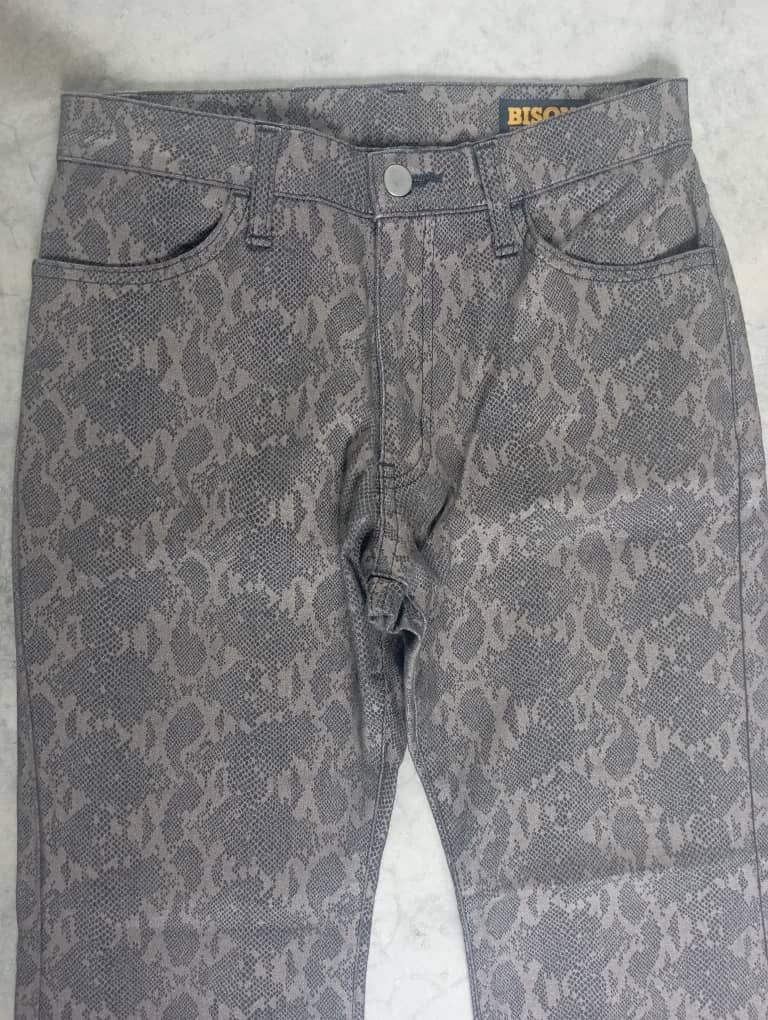 Tornado Mart Flare Jeans Japan Bison Bootcut Jeans Size US 26 / EU 42 - 3 Thumbnail