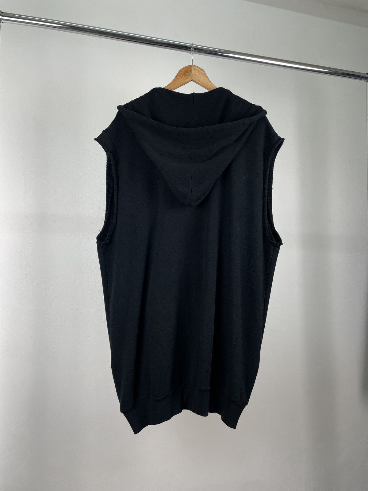 PHENOMENON SS2010 Destroyed Chainmail Sleeveless Hoodie Size US XXL / EU 58 / 5 - 2 Thumbnail