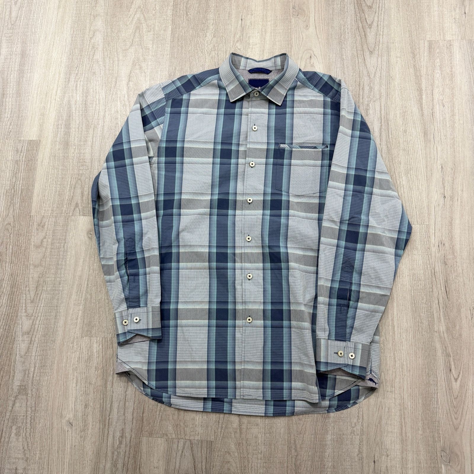 Tommy Bahama Tommy Bahama Button Up Shirt Men's Medium Blue Gray Plaid Size US M / EU 48-50 / 2 - 1 Thumbnail