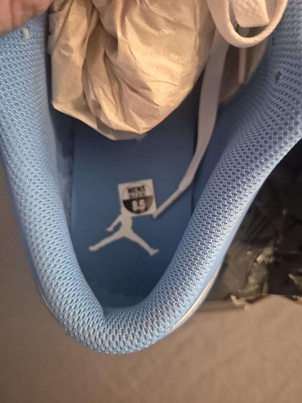 Jordan Brand Air Jordan 1 low unc blue Size 8.5 M Brand New Size US 8.5 / EU 41-42 - 6 Thumbnail