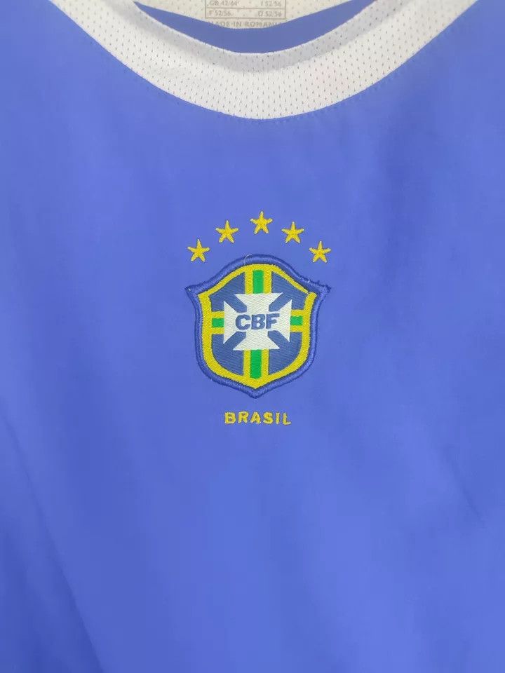 Nike Nike vintage BRAZIL 2004 -2006 AWAY FOOTBALL Kit SHIRT Size US XL / EU 56 / 4 - 9 Thumbnail