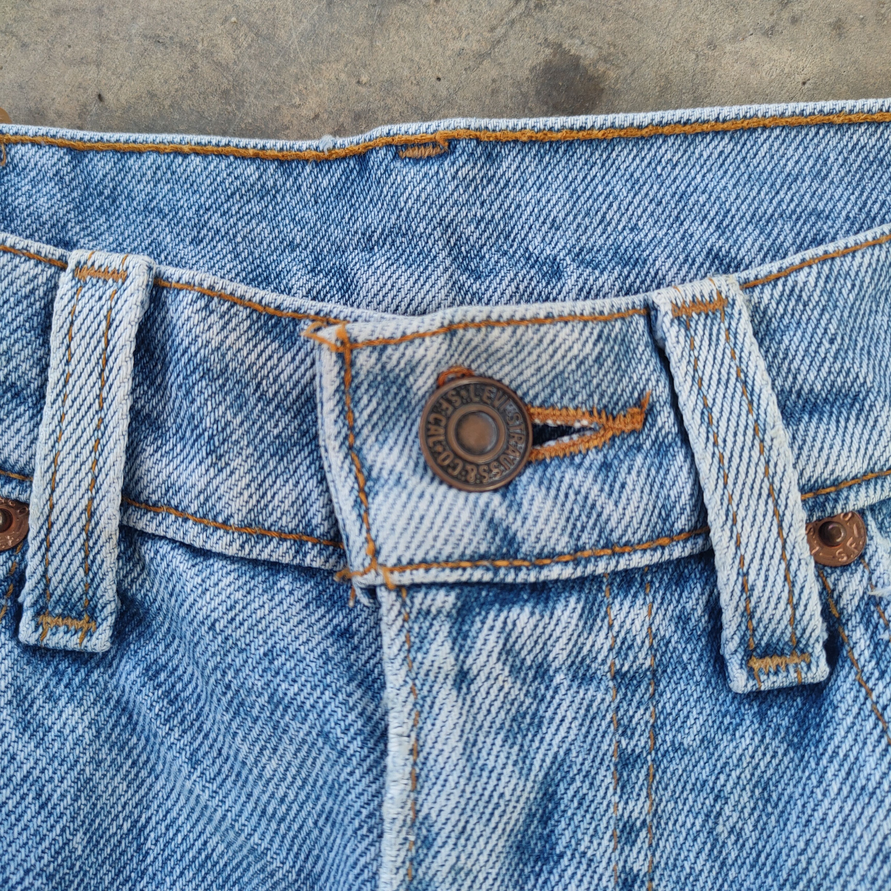 Levi's Vintage Clothing VINTAGE LEVI'S 510 94' USA FADED RIPPED JEANS DENIM PANTS Size US 29 - 6 Thumbnail