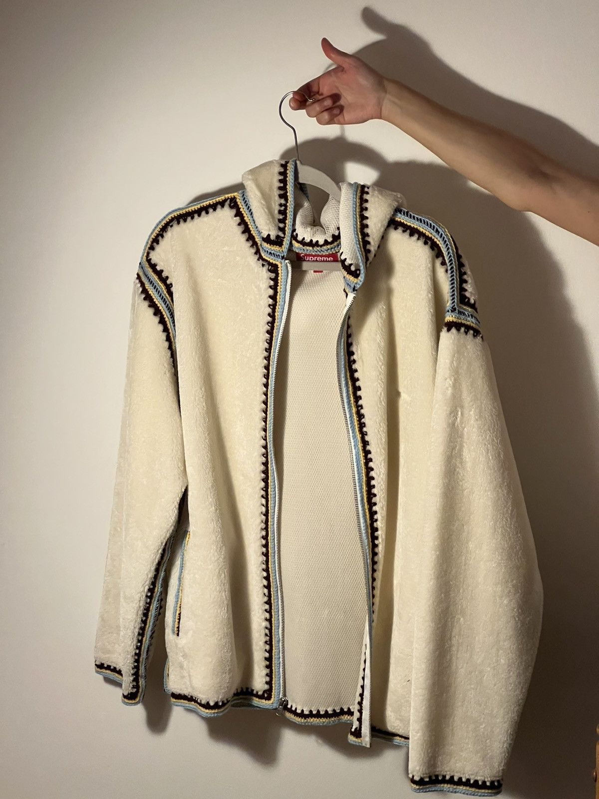 Supreme Supreme SS23 Crochet Edge Hooded Zip Up Top White XL Size US XL / EU 56 / 4 - 1 Thumbnail