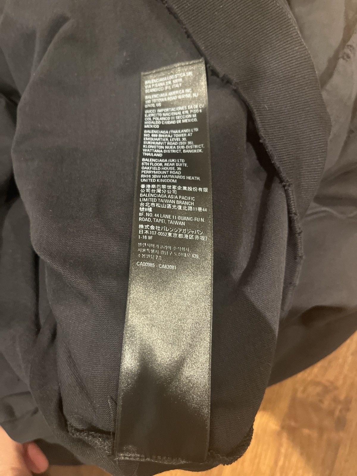 Balenciaga Balenciaga Caps Destroyed Oversize Fit Hoodie Size US XS / EU 42 / 0 - 6 Thumbnail